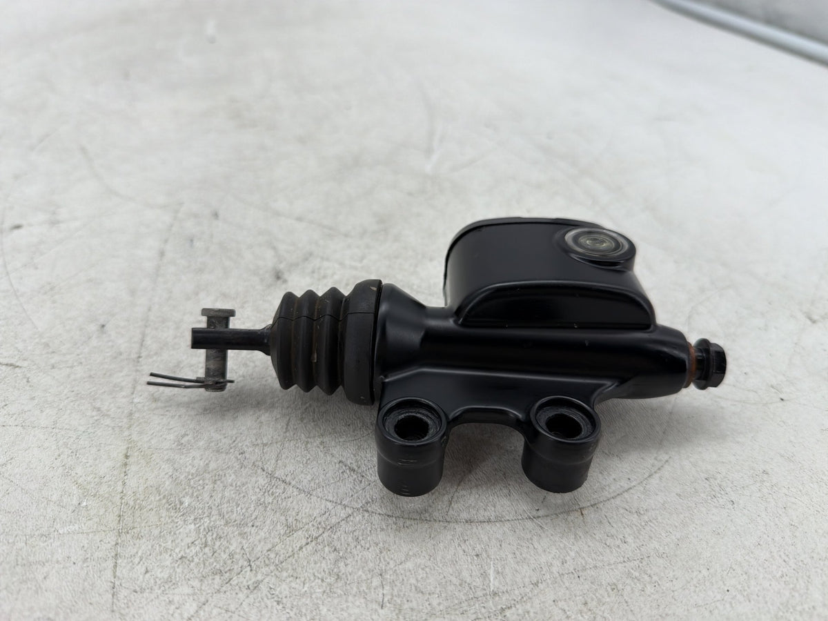 2015 Harley Electra Glide Touring Ultra OEM Rear Brake Master Cylinder Reservoir