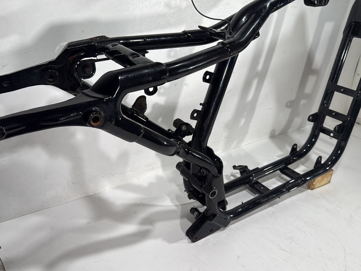 2001 Harley Sportster 883 Hugger XLH883 OEM Body Main Frame Chassis CLN CLR