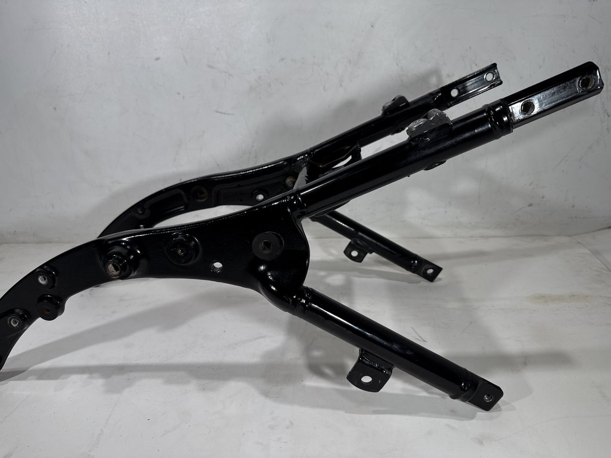 16 Harley Road Glide Touring FLTRXS OEM Rear Back Sub Frame Rail Bar 48079-09BHP