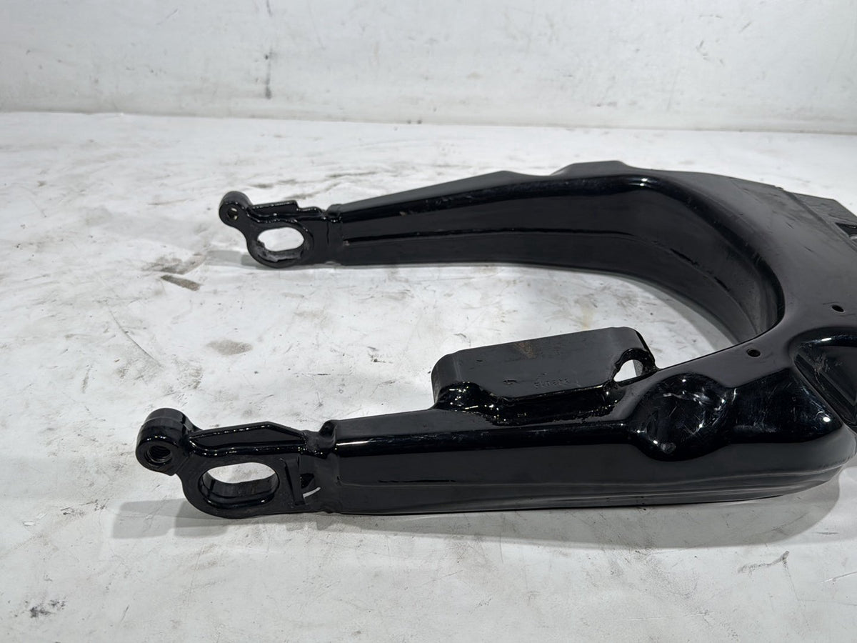 2011 Harley Street Glide Touring FLHX OEM Rear Fork Swingarm Swing Arm