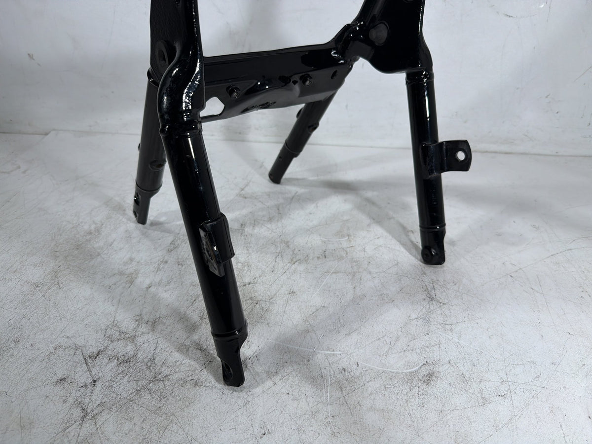 2010 Harley Street Glide Touring FLHX OEM Rear Sub Frame Subframe Tail Rail