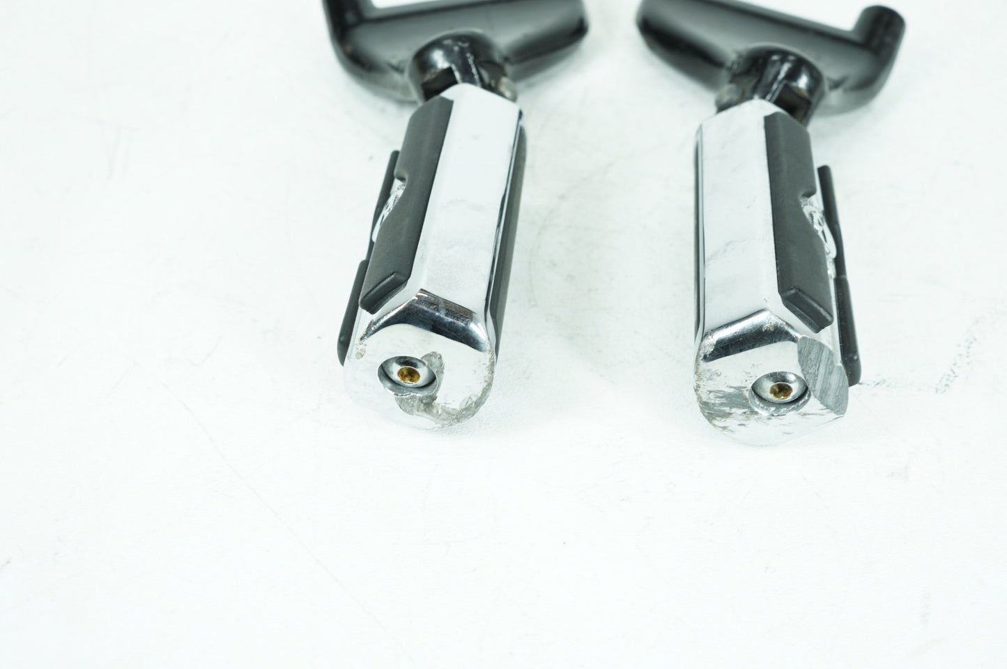 2004 - 2013 Harley-Davidson Sportster Custom Passenger Left & Right Foot Pegs 49314-04