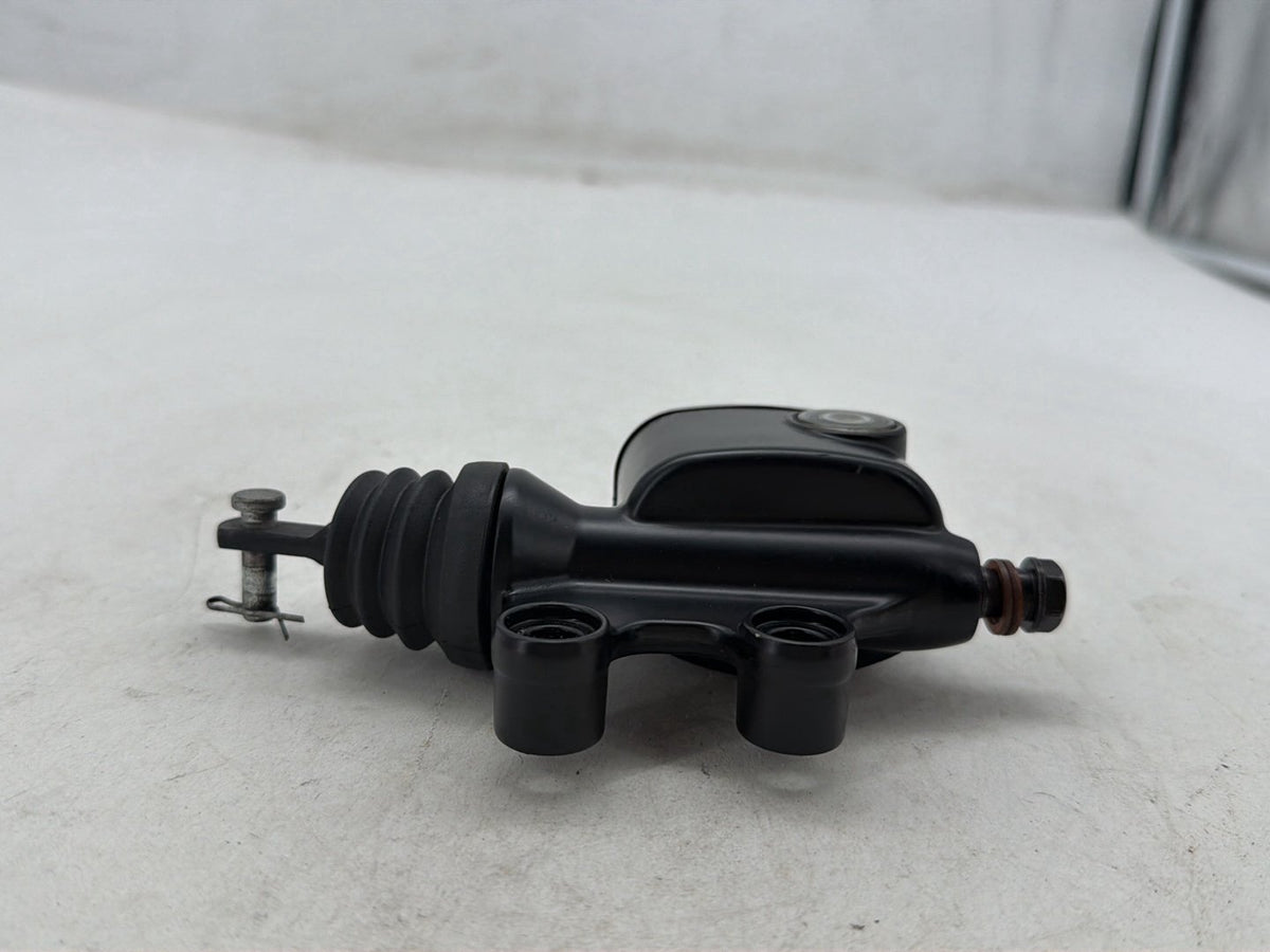 2010 Harley Street Glide Touring FLHX OEM Rear Brake Master Cylinder Reservoir