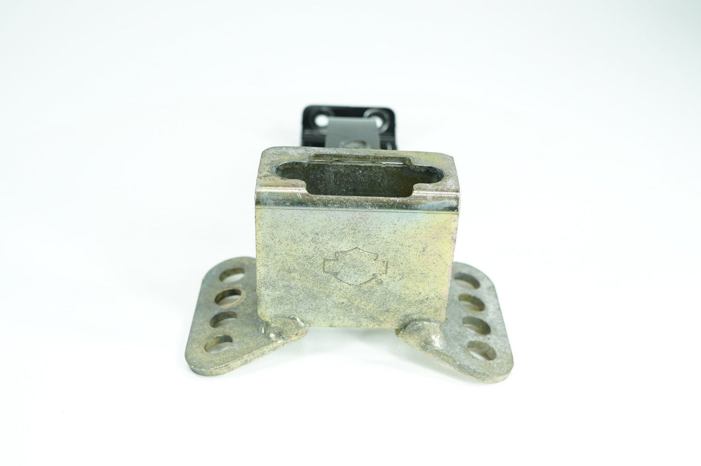 2007 - 2016 Harley-Davidson Touring CVO Electra Screamin Eagle Front Driver Rider Backrest Bracket Mount 52567-93D