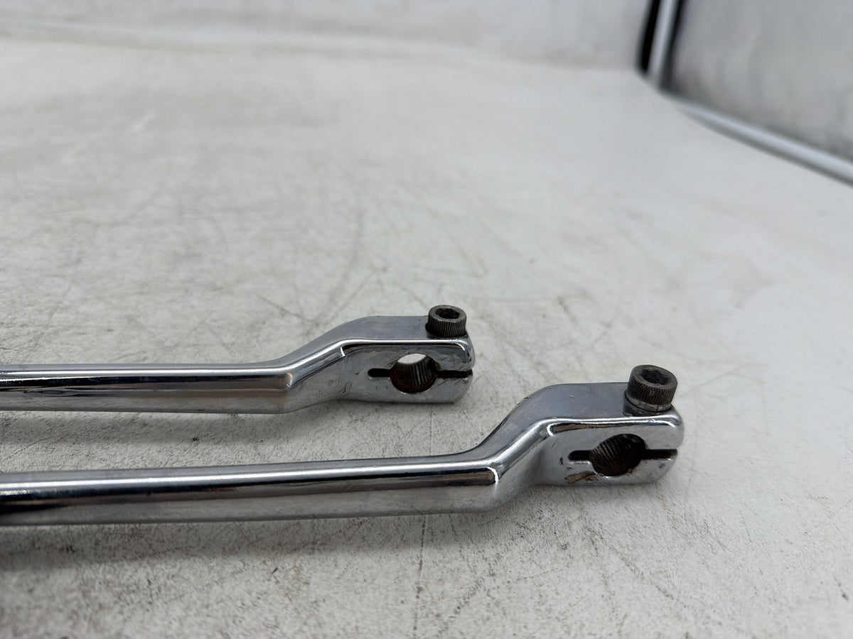 2010 Harley Electra Glide Touring Ultra OEM Gear Shifter Lever Pedal Pedals