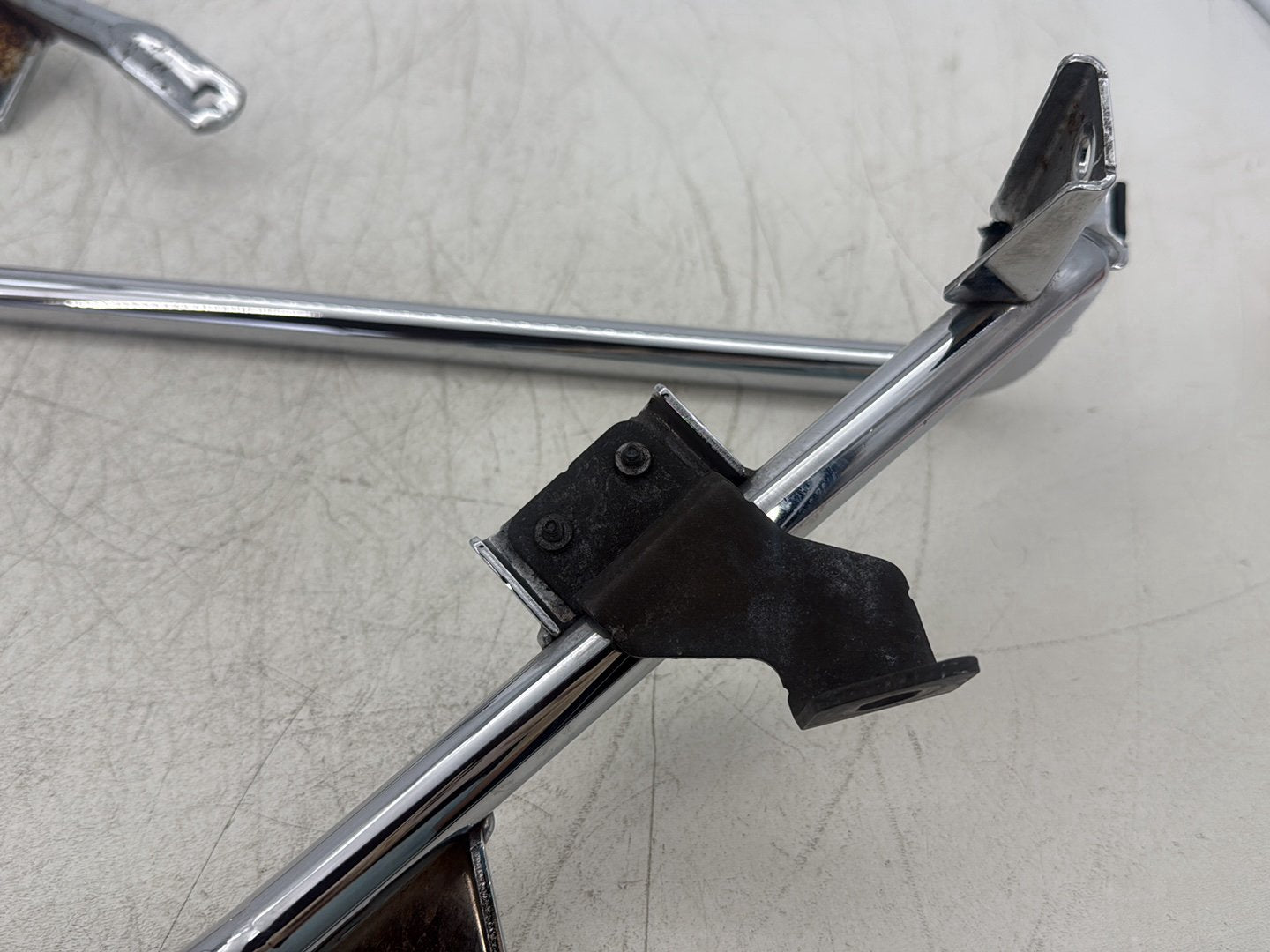 2011 Harley Street Glide Touring FLHX OEM Rear Left Right Saddlebag Guard Rails Bar