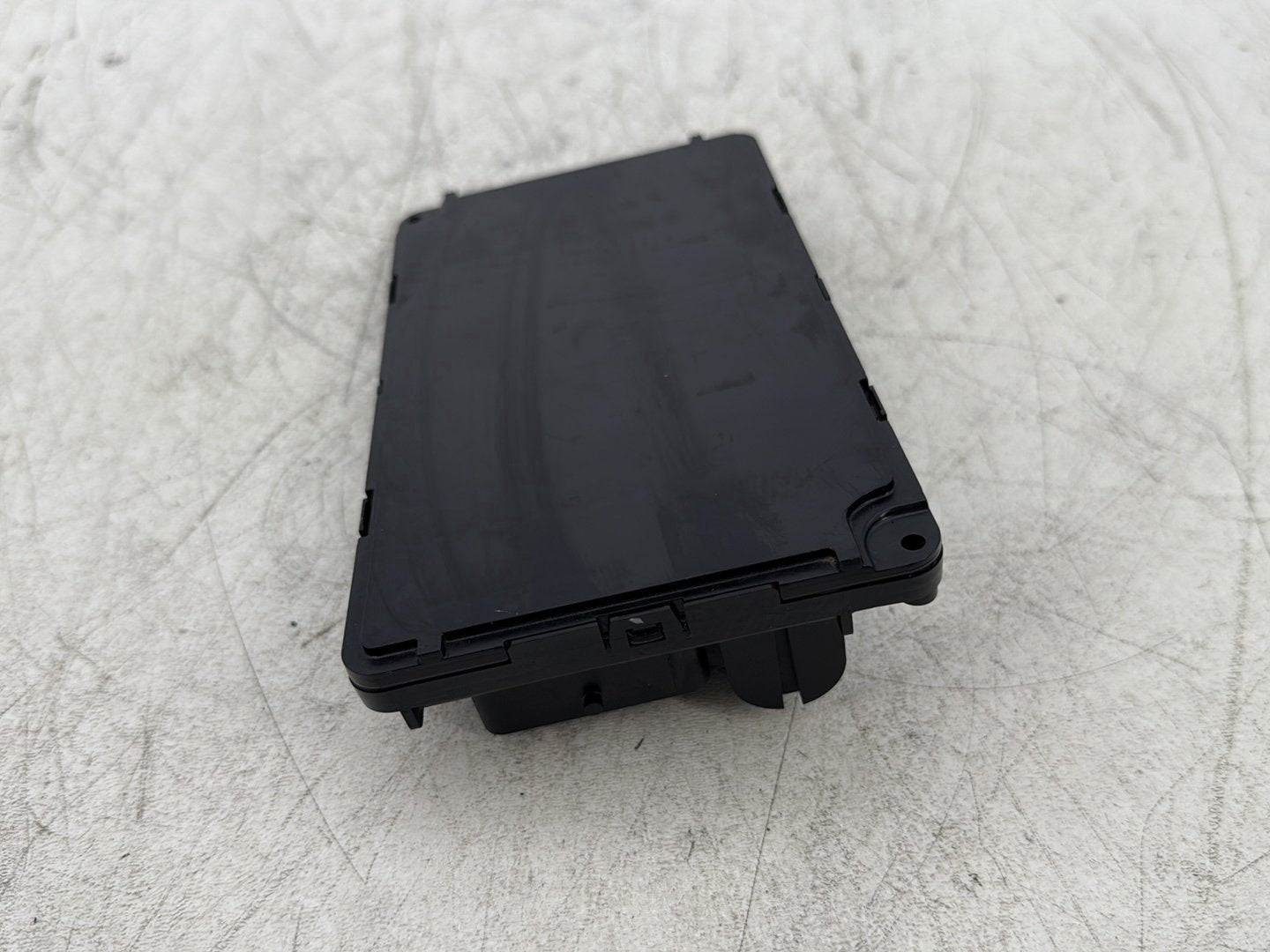 2016 Harley Road King Touring FLHR OEM Body Control Module BCU BCM