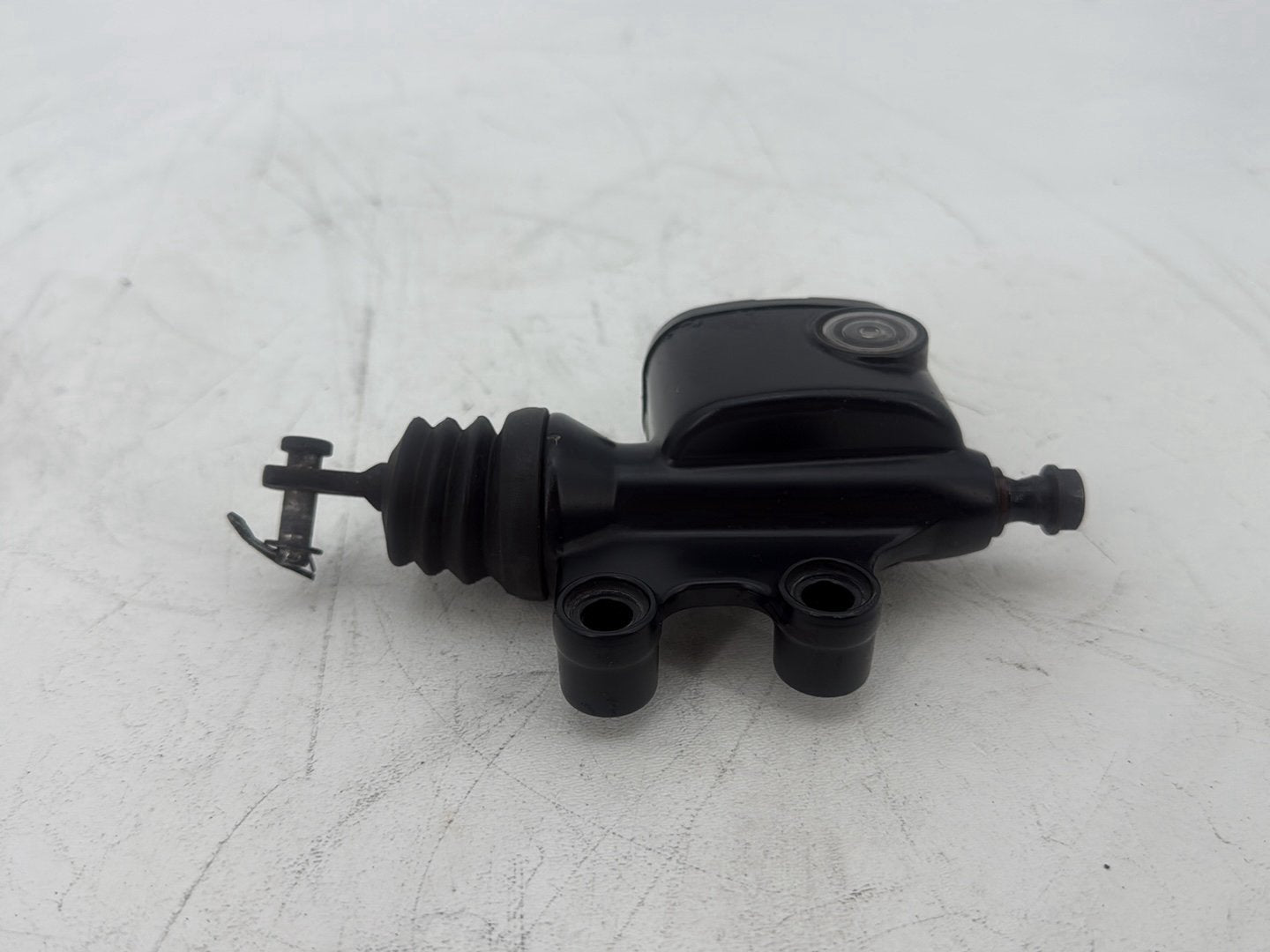 2011 Harley Electra Glide Ultra FLHTK OEM Rear Brake Master Cylinder Reservoir