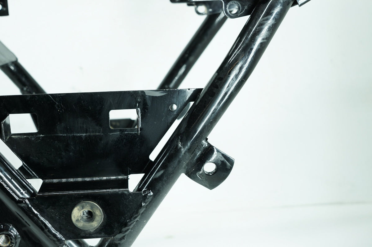 2005 Harley Touring FLHT Electra Glide OEM Body Main Frame Chassis S
