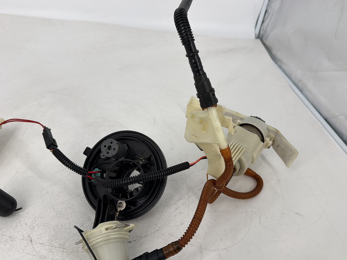 2008 - 2016 Harley-Davidson Touring Street Glide Gas Gasoline Fuel Petrol Pump Sending 62908-08