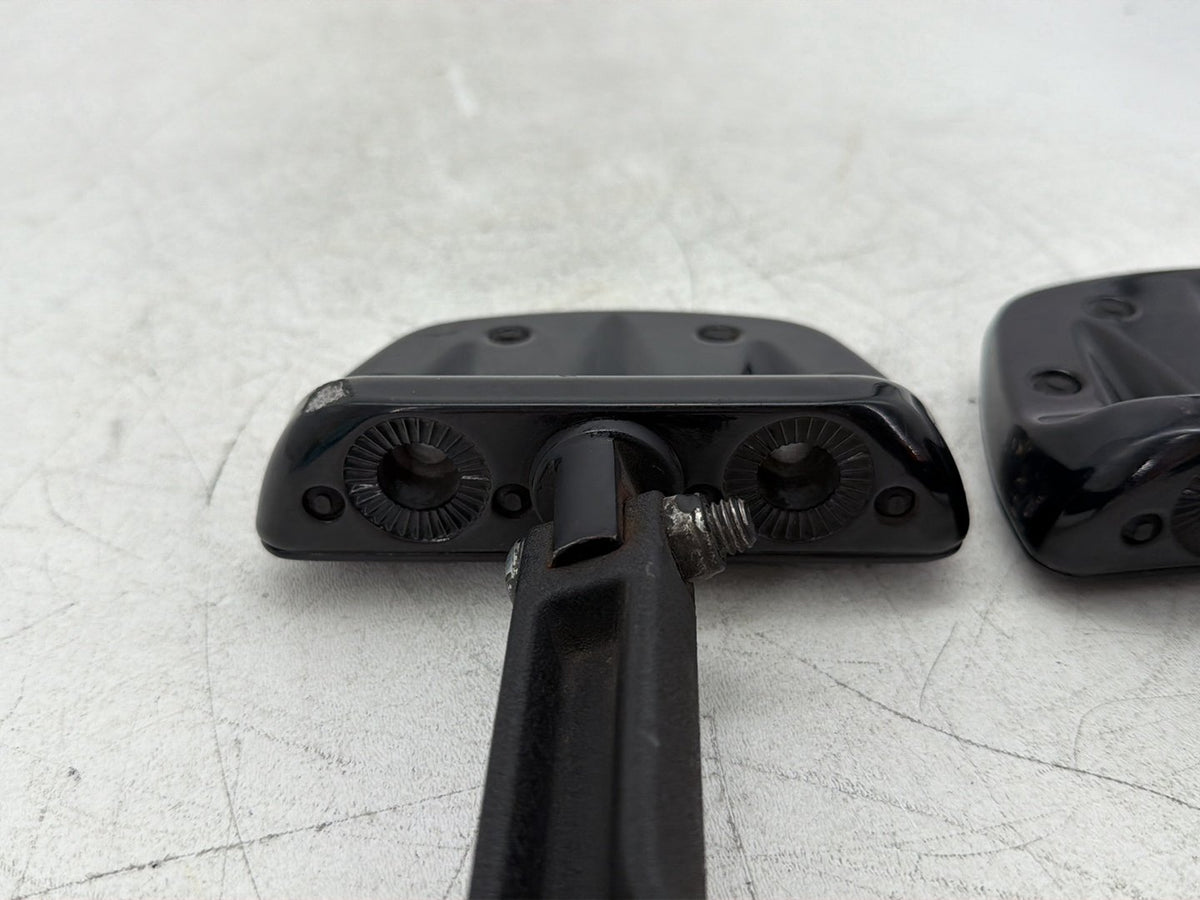 2009 Harley Dyna Street Bob FXDB OEM Passenger Left & Right Foot Pegs