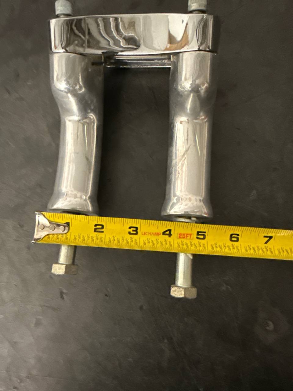 2008 Harley Dyna FXDL Low Rider OEM Front Handlebar Riser Top Clamp Chrome