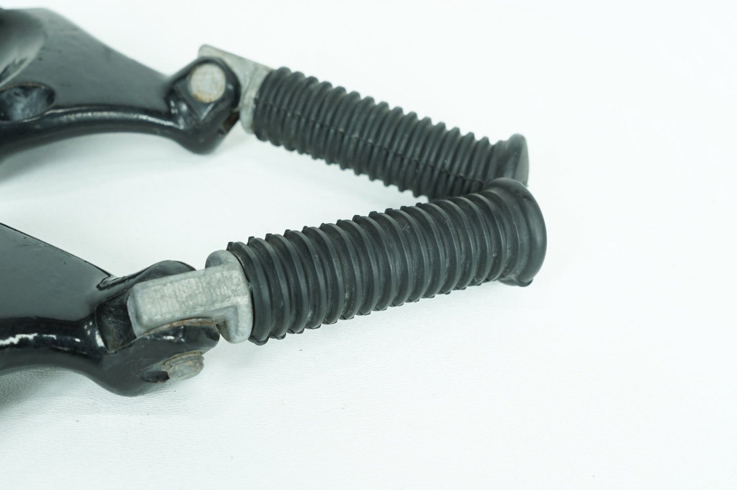 2004 - 2022 Harley-Davidson Sportster Custom Anniversary Passenger Left & Right Foot Pegs 49314-04