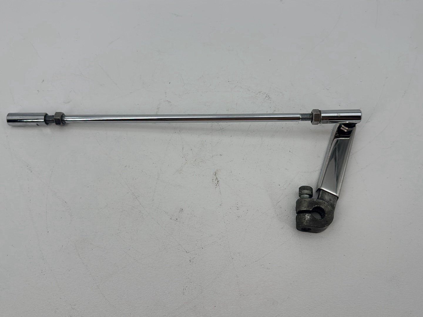 1999 - 2006 Harley-Davidson Dyna Low Rider Gear Shifter Lever Arm w/ Rod linkage 33715-85A