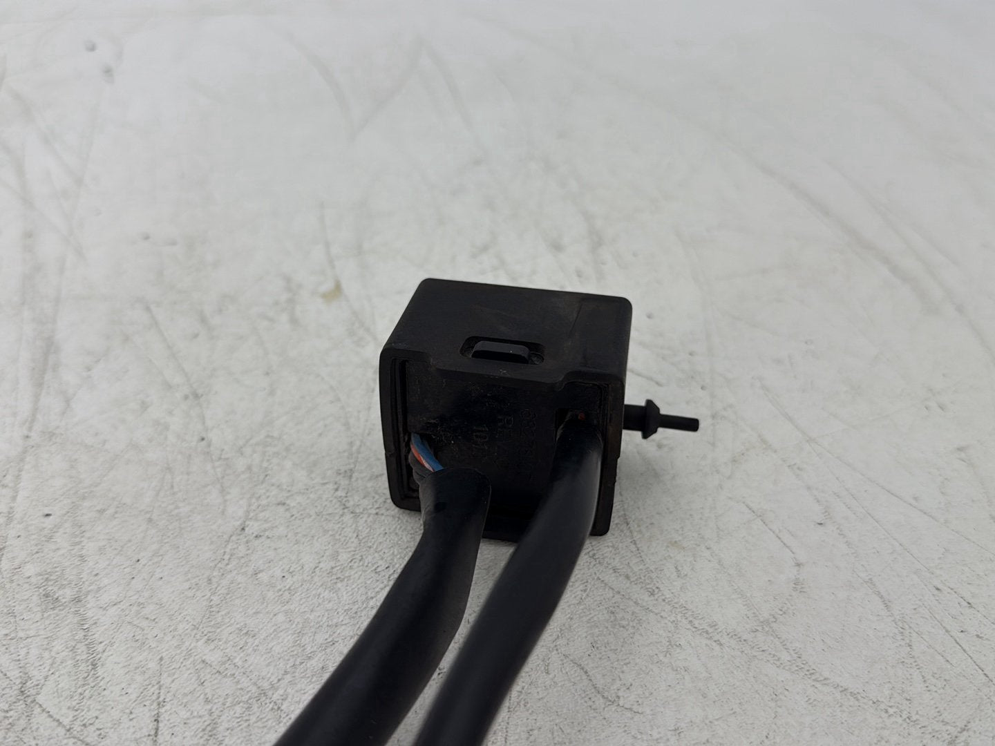 2013 Harley Forty-Eight Sportster 1200X OEM Tail Turn Signal Light Converter Module