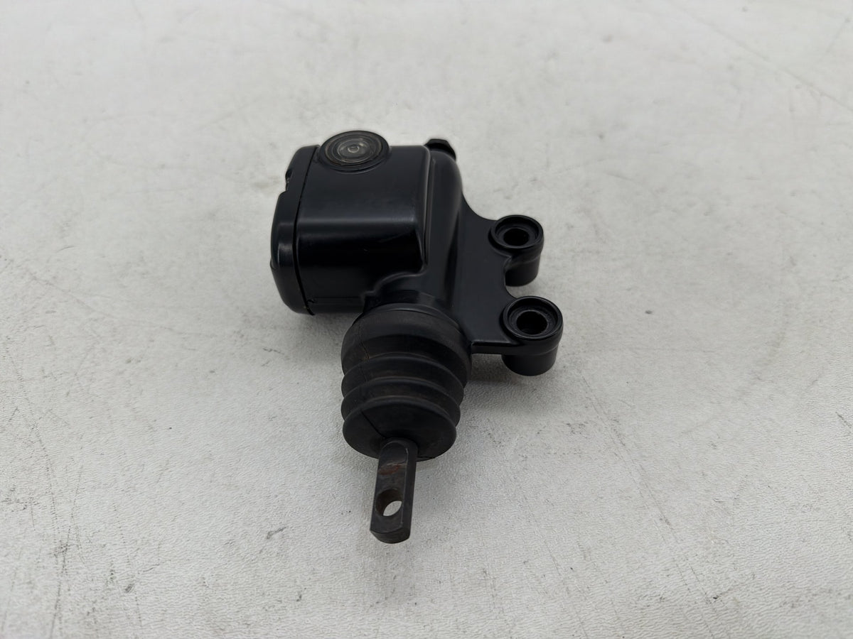 2016 Harley Road Glide Touring FLTRXS OEM Rear Brake Master Cylinder Reservoir