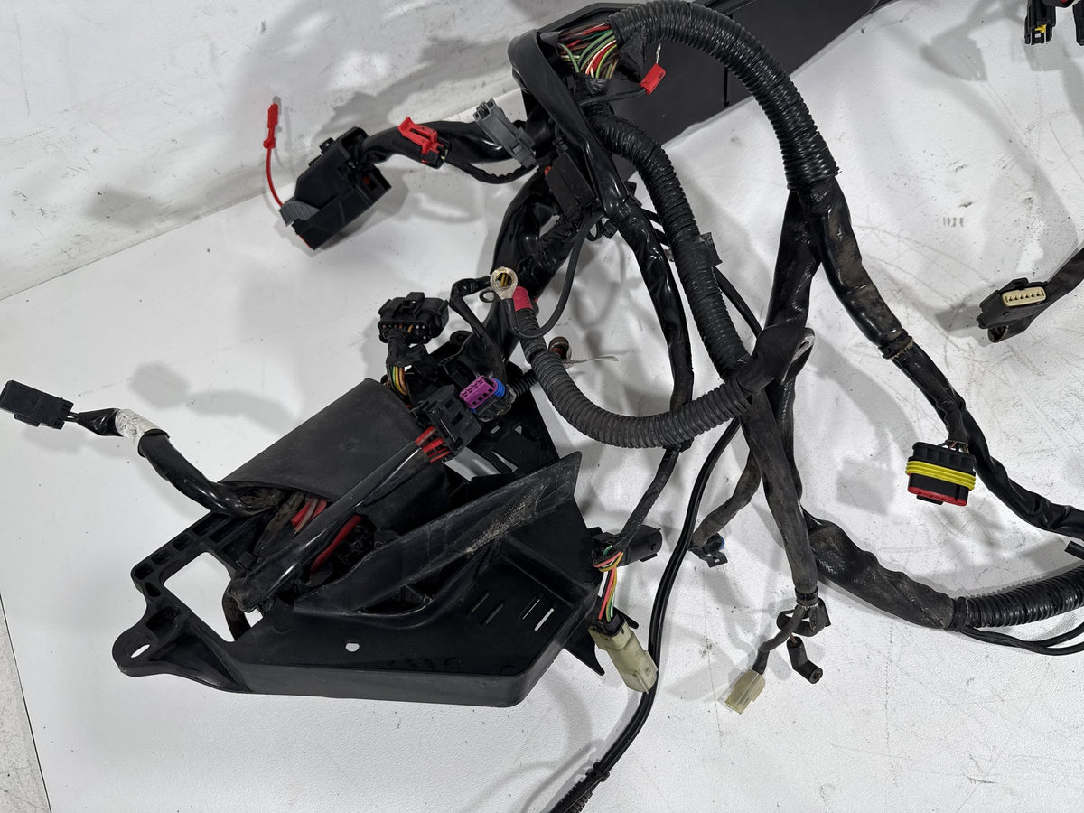 2011 Harley Road King Touring FLHR OEM Main Wire Wiring Harness Loom NON-abs