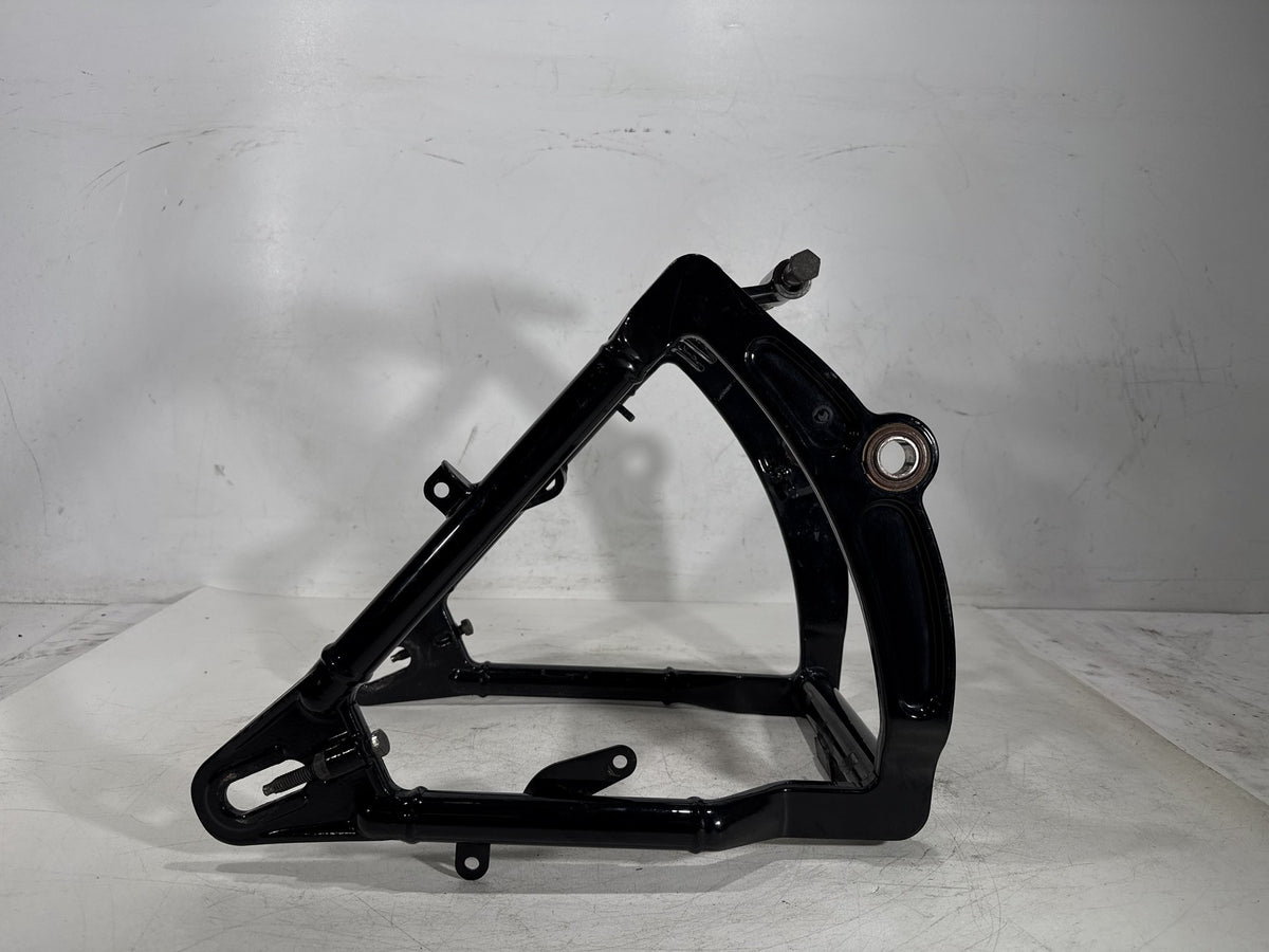 2004 Harley Heritage Softail Classic FLSTCI OEM Rear Fork Swingarm Swing Arm