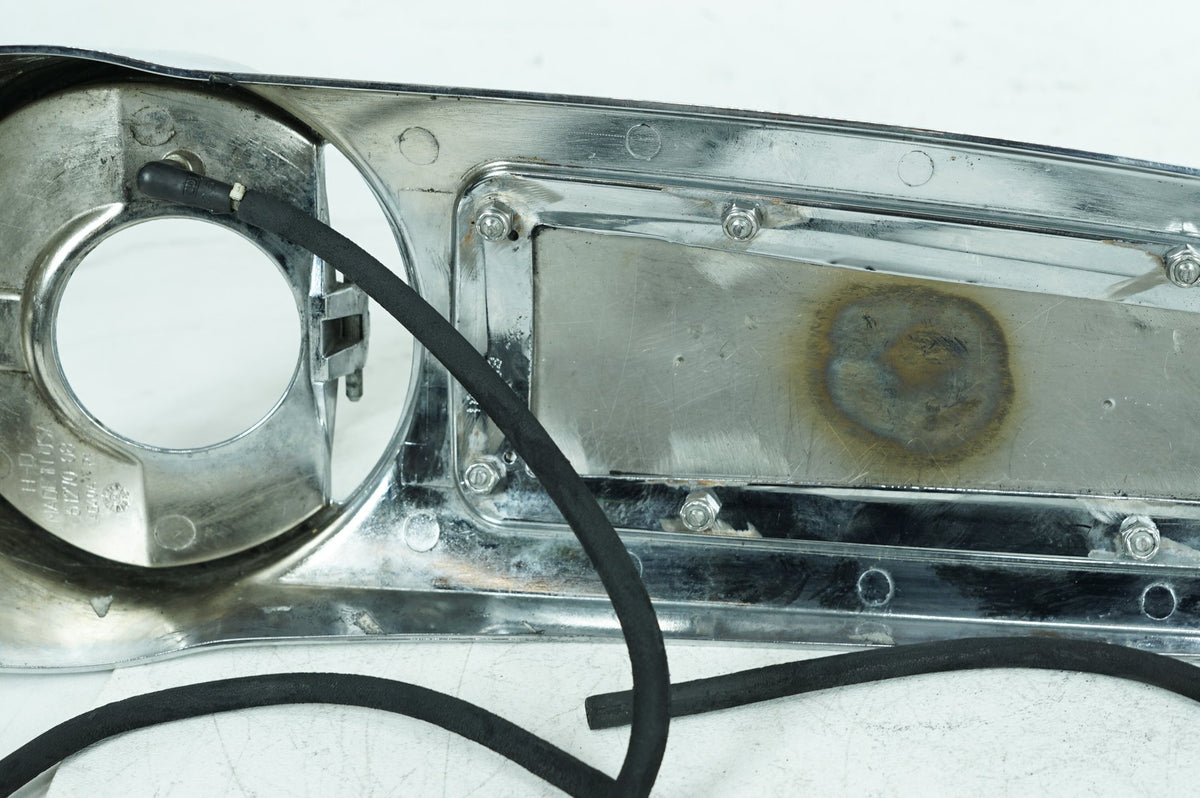 10 Harley Touring FLHTC Electra Glide Ultra OEM Fuel Gas Tank Dash Console Hub