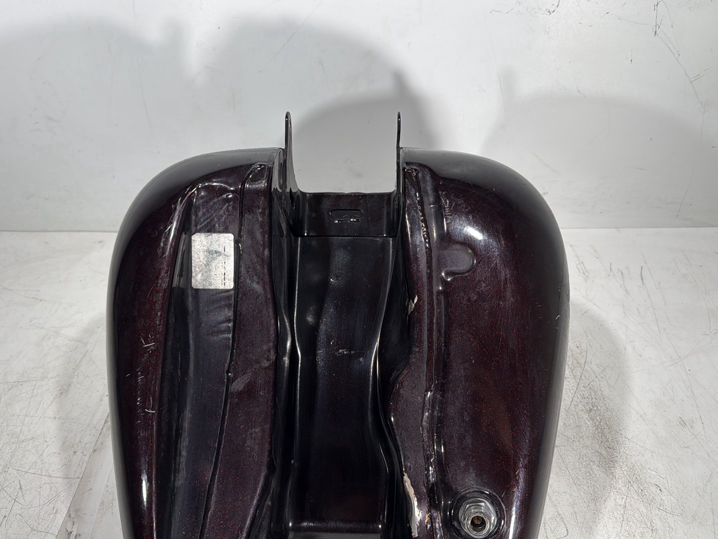 2011 Harley Street Glide Touring FLHX OEM Fuel Gas Tank Gasoline Reservoir