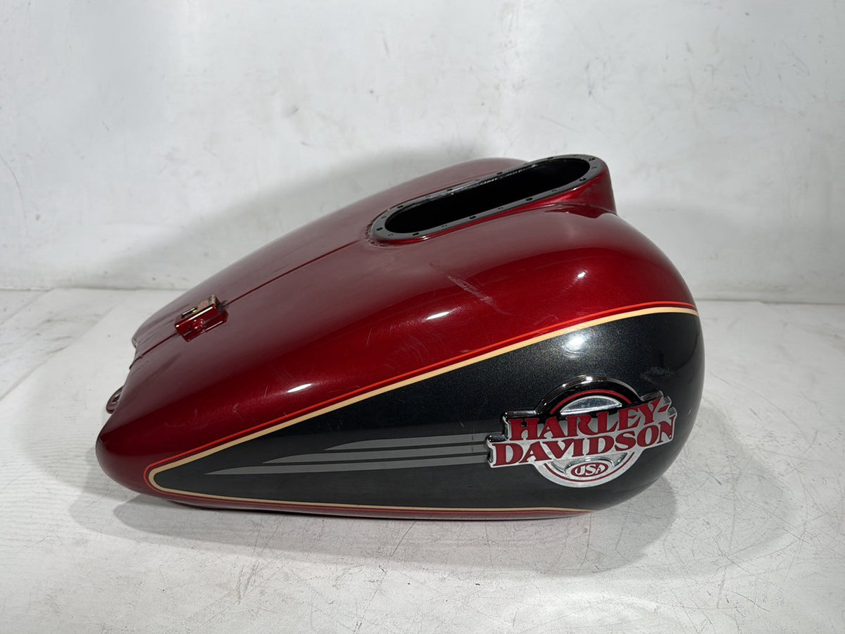 2007 Harley Electra Glide Touring Ultra OEM Fuel Gas Tank Gasoline Reservoir