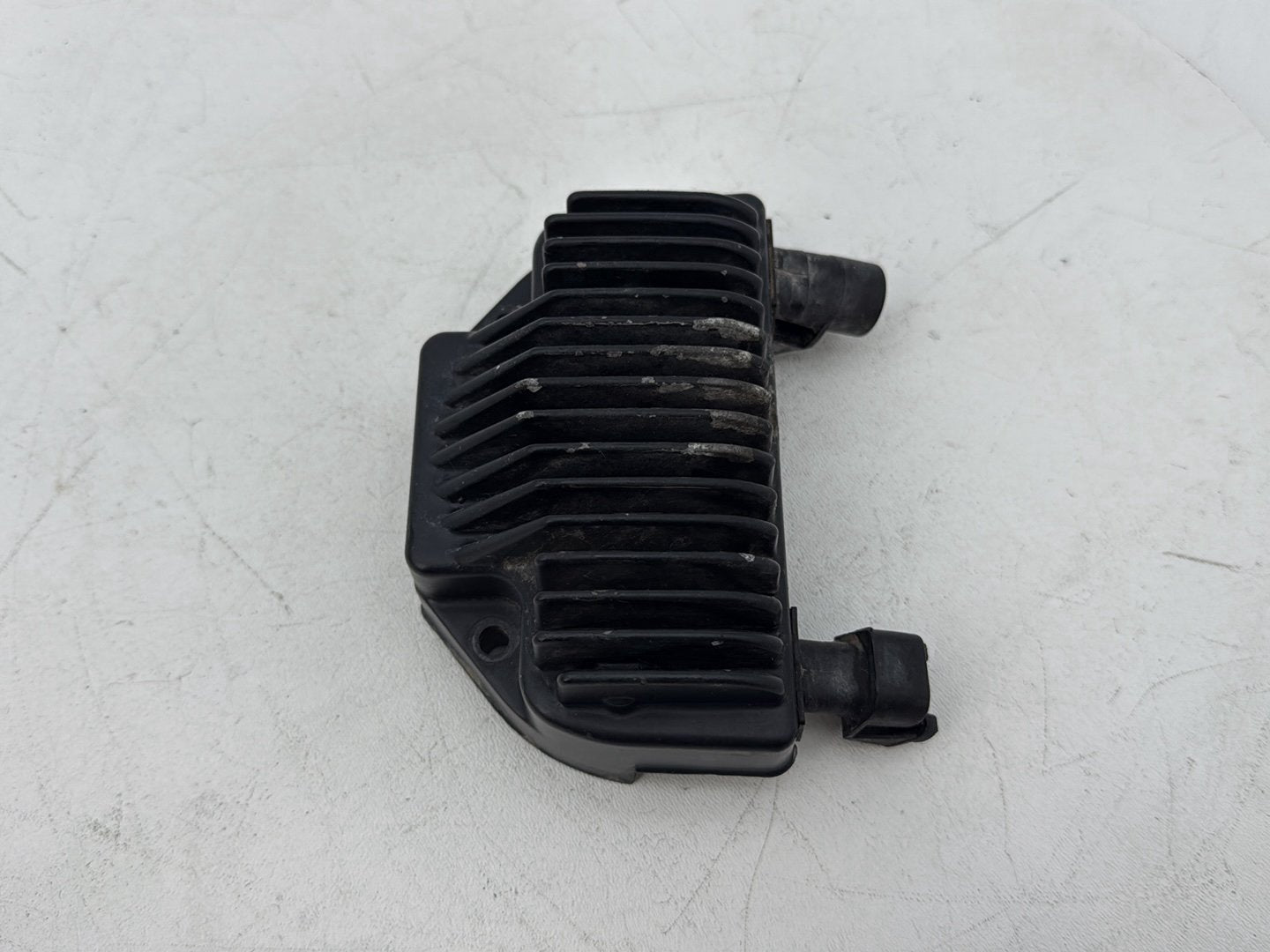 2007 - 2012 Harley-Davidson Dyna Super Glide Voltage Regulator Rectifier  74631-08