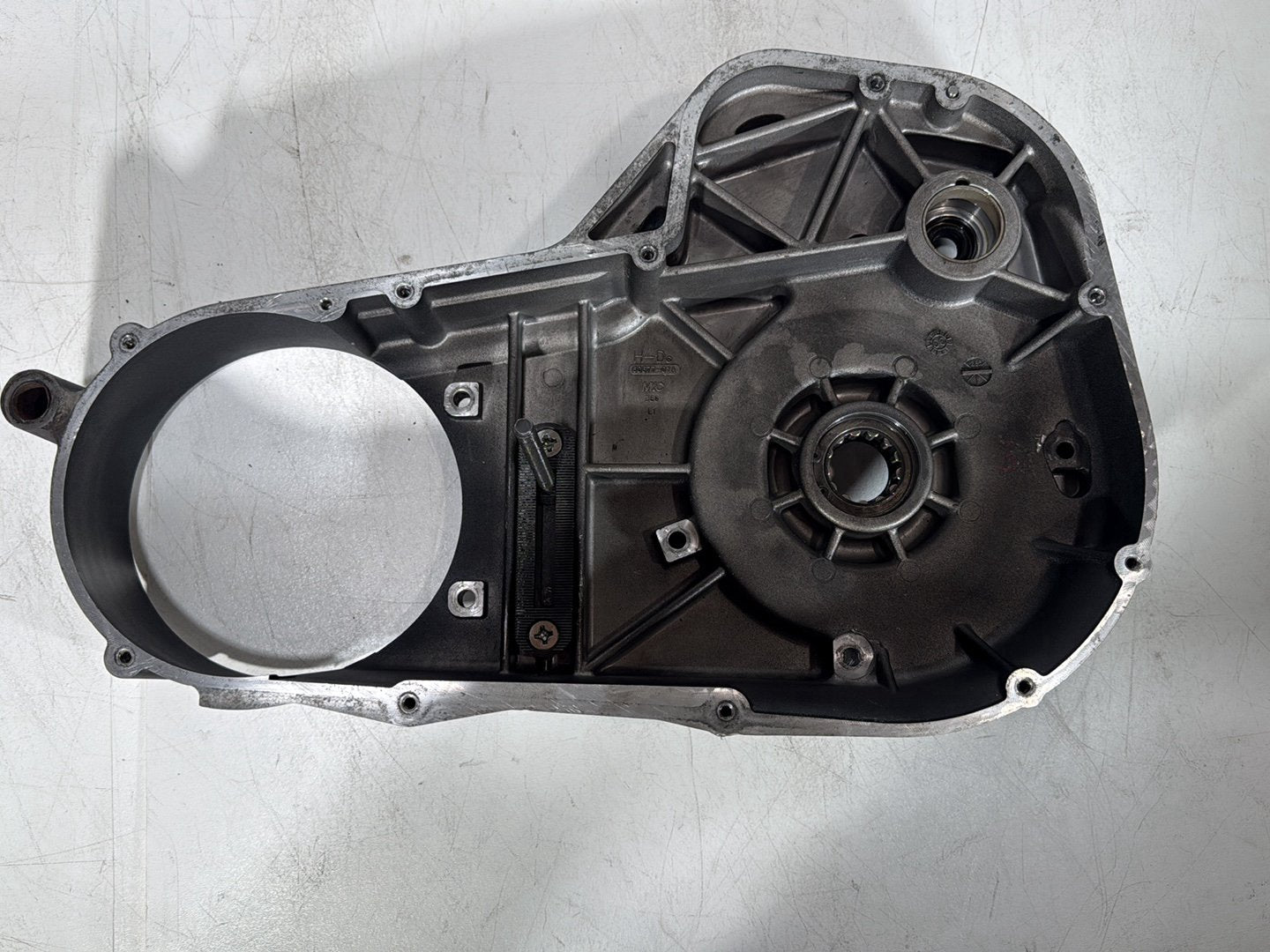 1999 - 2006 Harley-Davidson Touring Road King Police Inner Primary Clutch Cover 60677-01A
