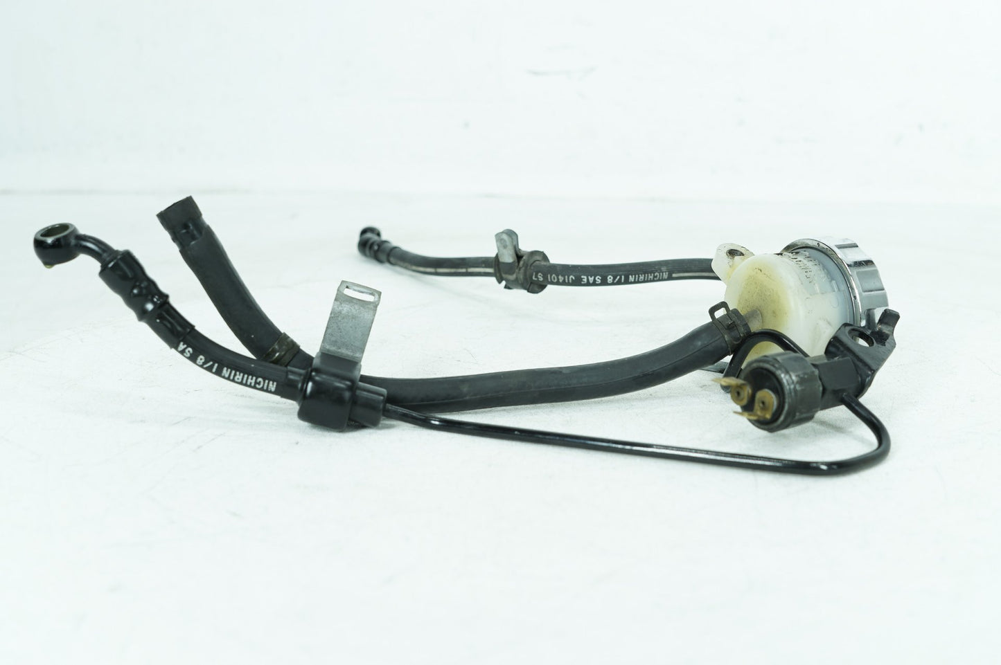 2004 - 2013 Harley-Davidson Sportster Low Rear Brake Line Master Cylinder Reservoir Tank 44429-04