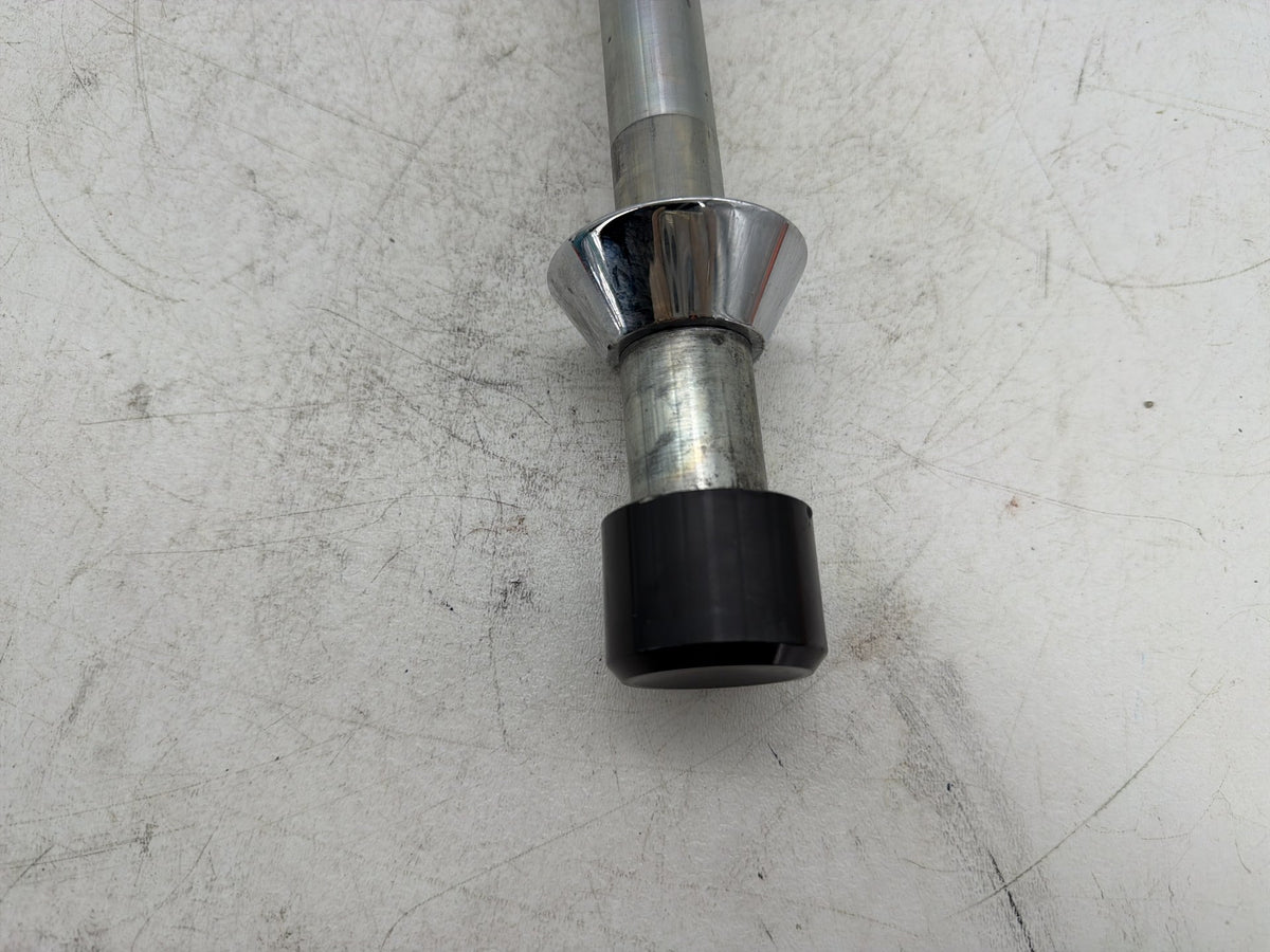 2010 Harley Street Glide Touring FLHX OEM Front Wheel Axle Bolt Shaft