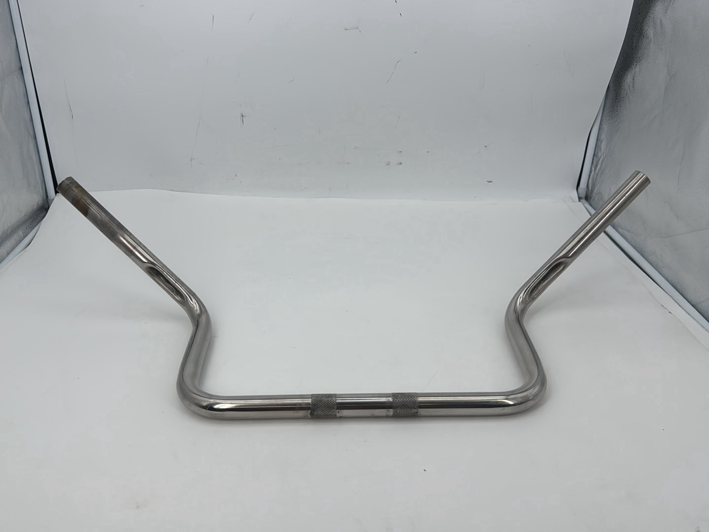 1999 - 2006 Harley-Davidson Touring Electra Glide Classic Front Handlebars Handle Bars  	55924-97