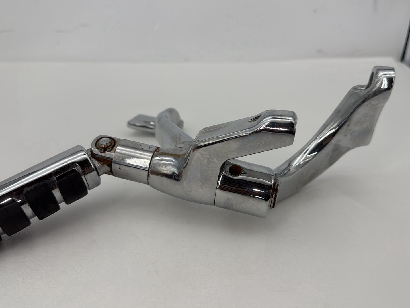 2014 Harley Sportster XL883L 883 SuperLow OEM Right Driver Foot Controls Peg Rest