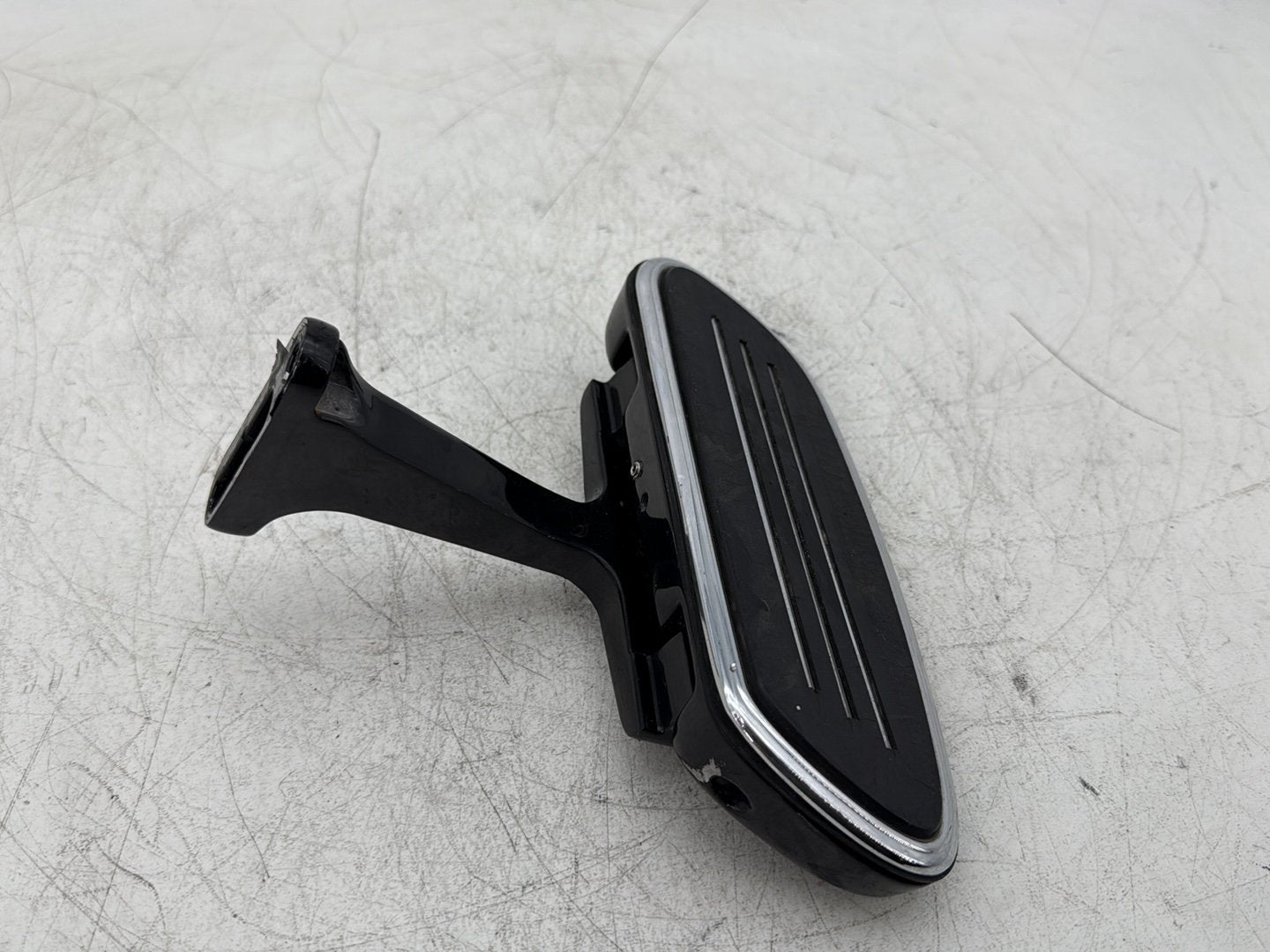 2012 Harley Road Glide Touring FLTRX Custom OEM 1 Passenger Floorboard Foot Rest