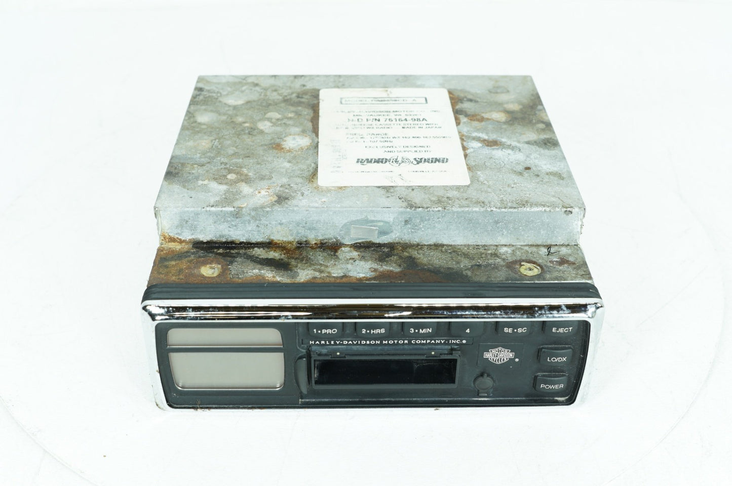 1999 - 2006 Harley-Davidson Touring Electra Glide Radio Cassette Player Audio 76146-98 76164-98A