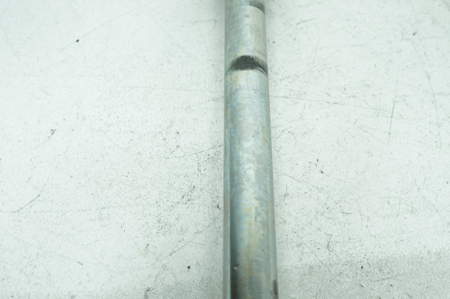 2007 - 2016 Harley-Davidson Touring CVO Electra Screamin Eagle Rear Wheel Axle Bolt Shaft 41056-09