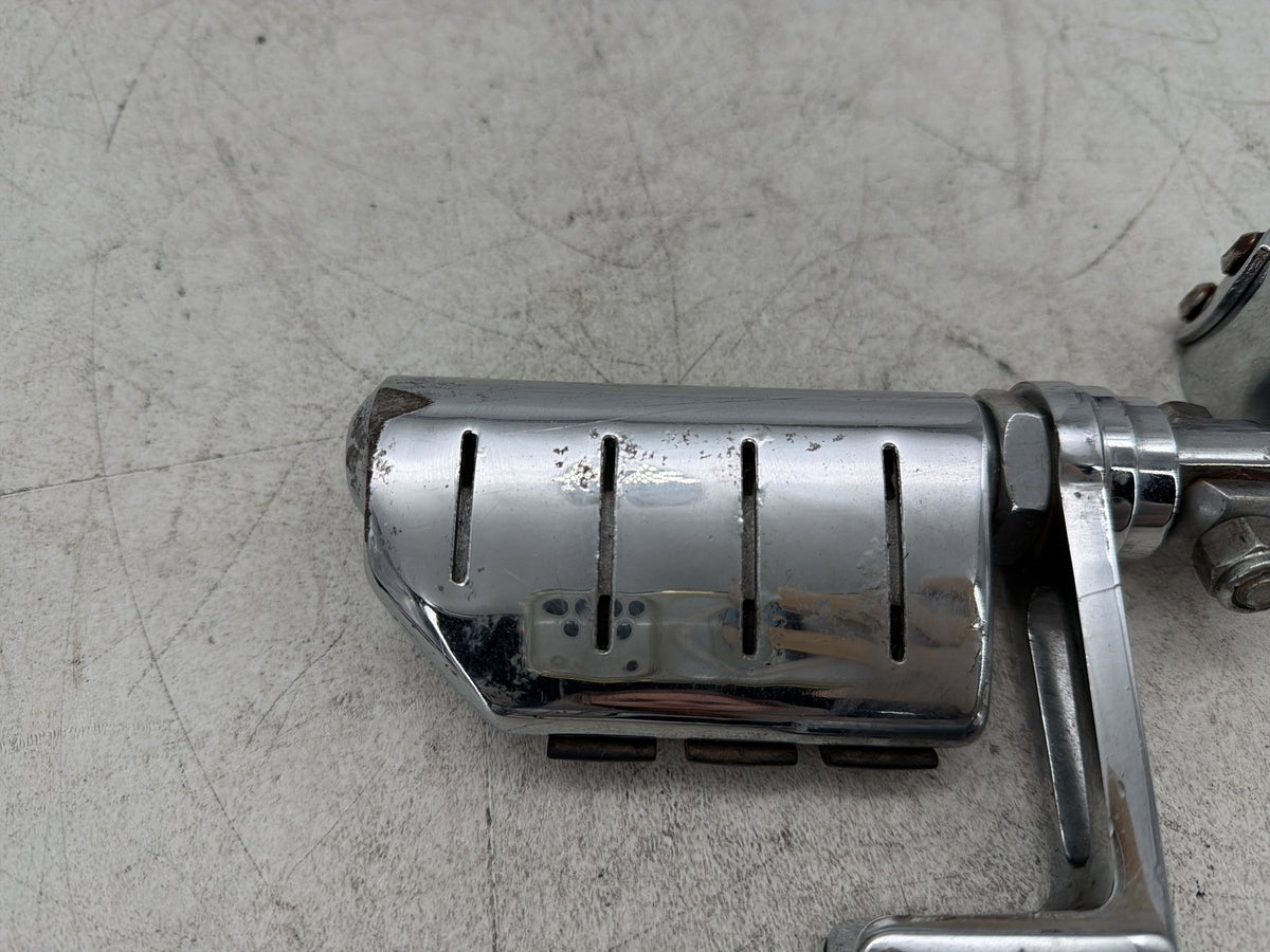 2010 Harley Electra Glide Touring Ultra OEM Front Right Left Highway Foot Pegs