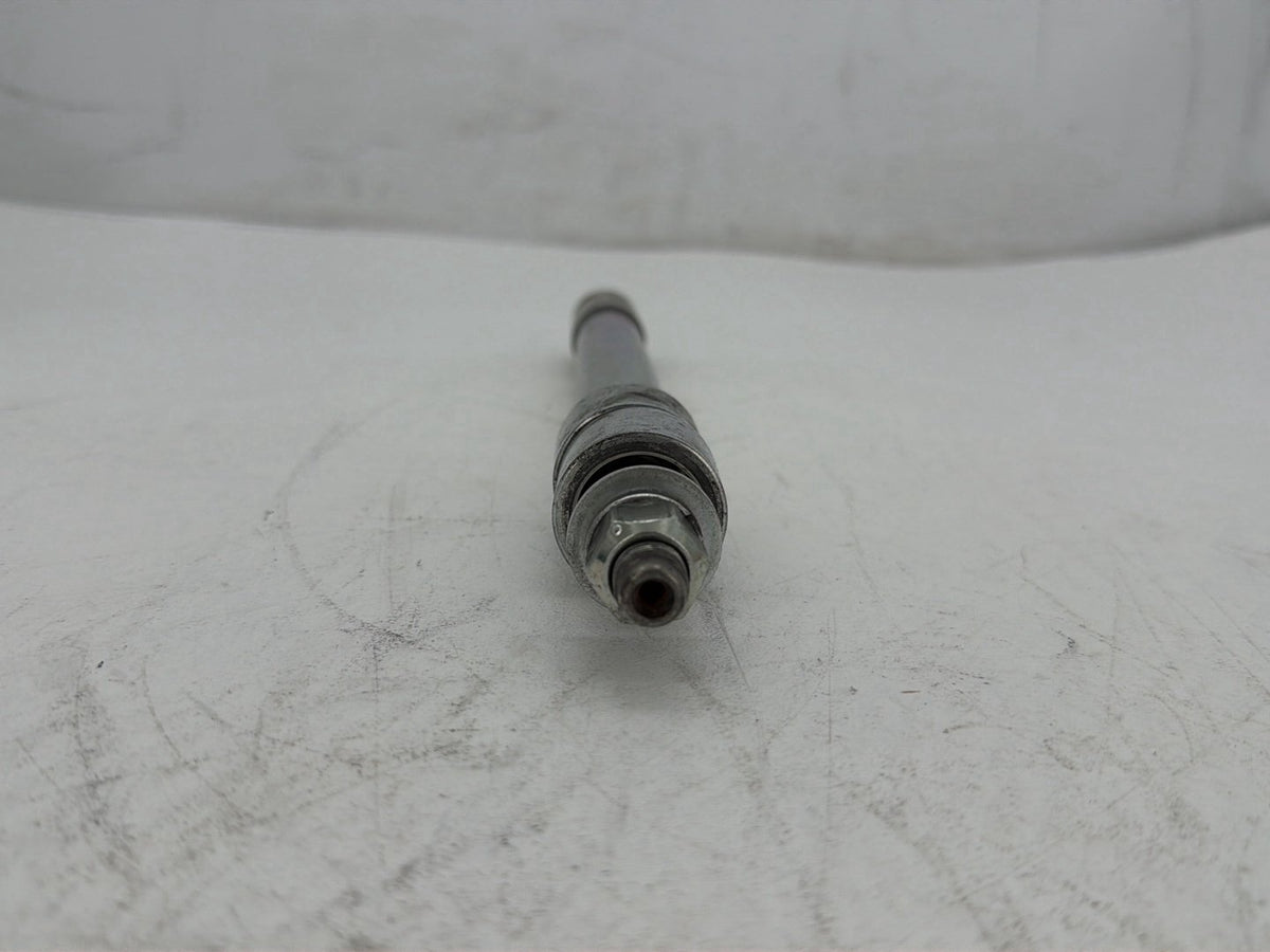 2006 Harley Electra Glide Touring FLHT OEM Front Wheel Axle Bolt Shaft