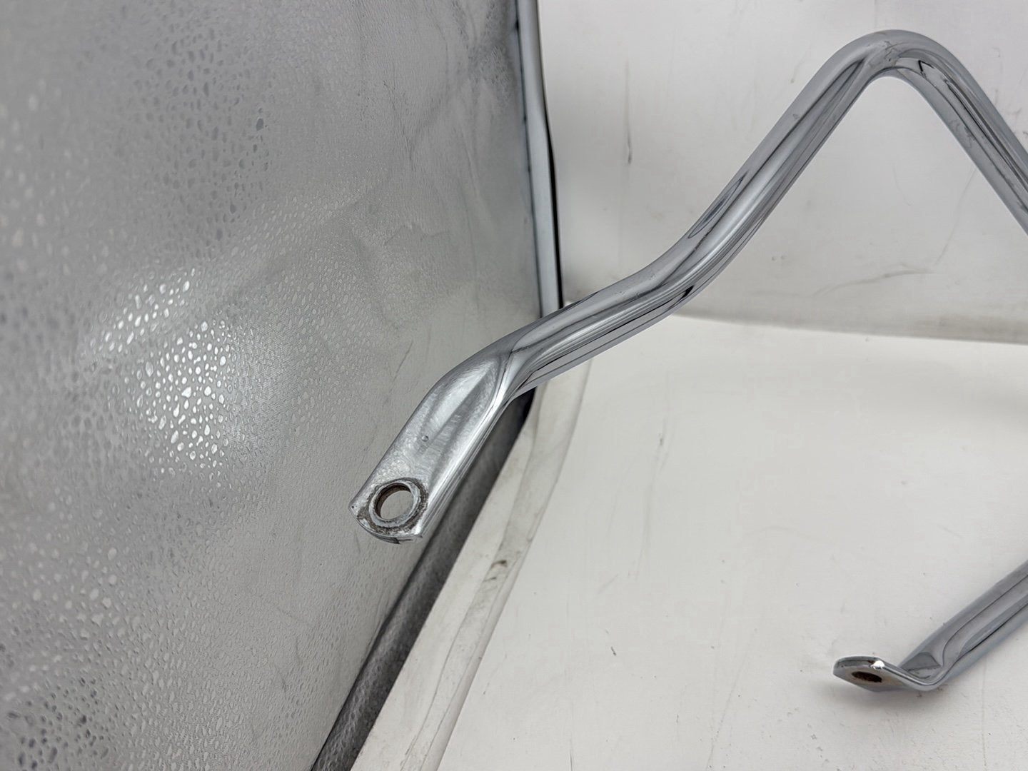 2018 Harley Electra Glide Touring Ultra FLHTCU OEM Rear Left Right Saddlebag Guard Rails Bar