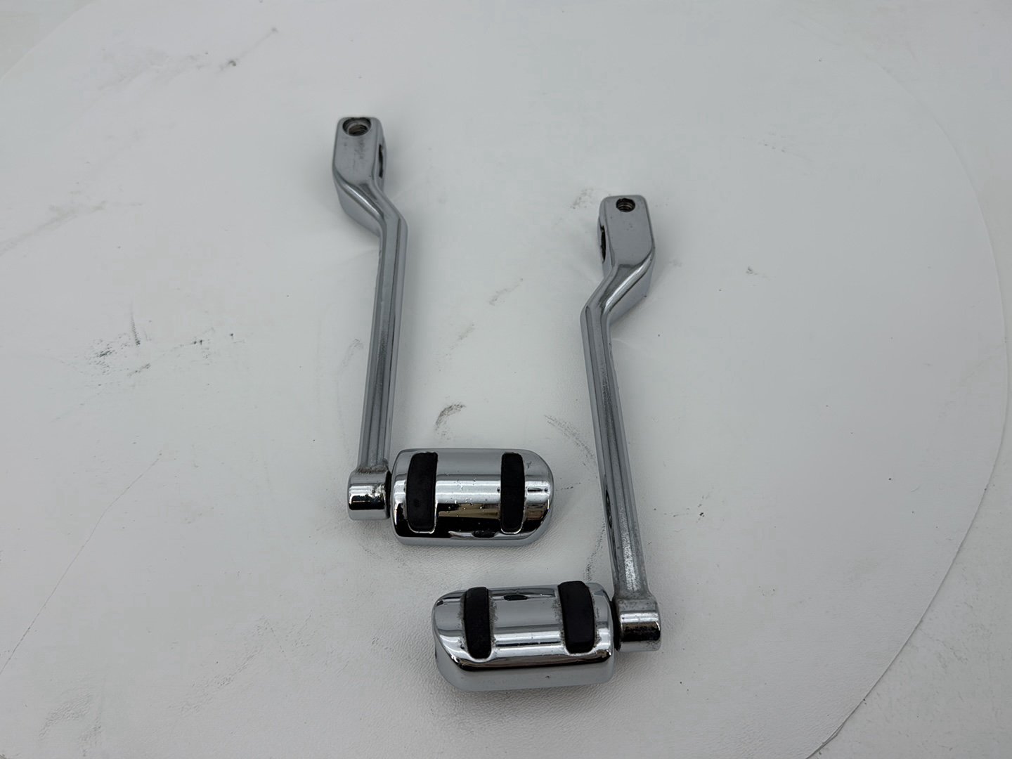 2007 - 2011 Harley-Davidson Touring Street Glide Gear Shifter Lever Pedal Pedals 33895-82C
