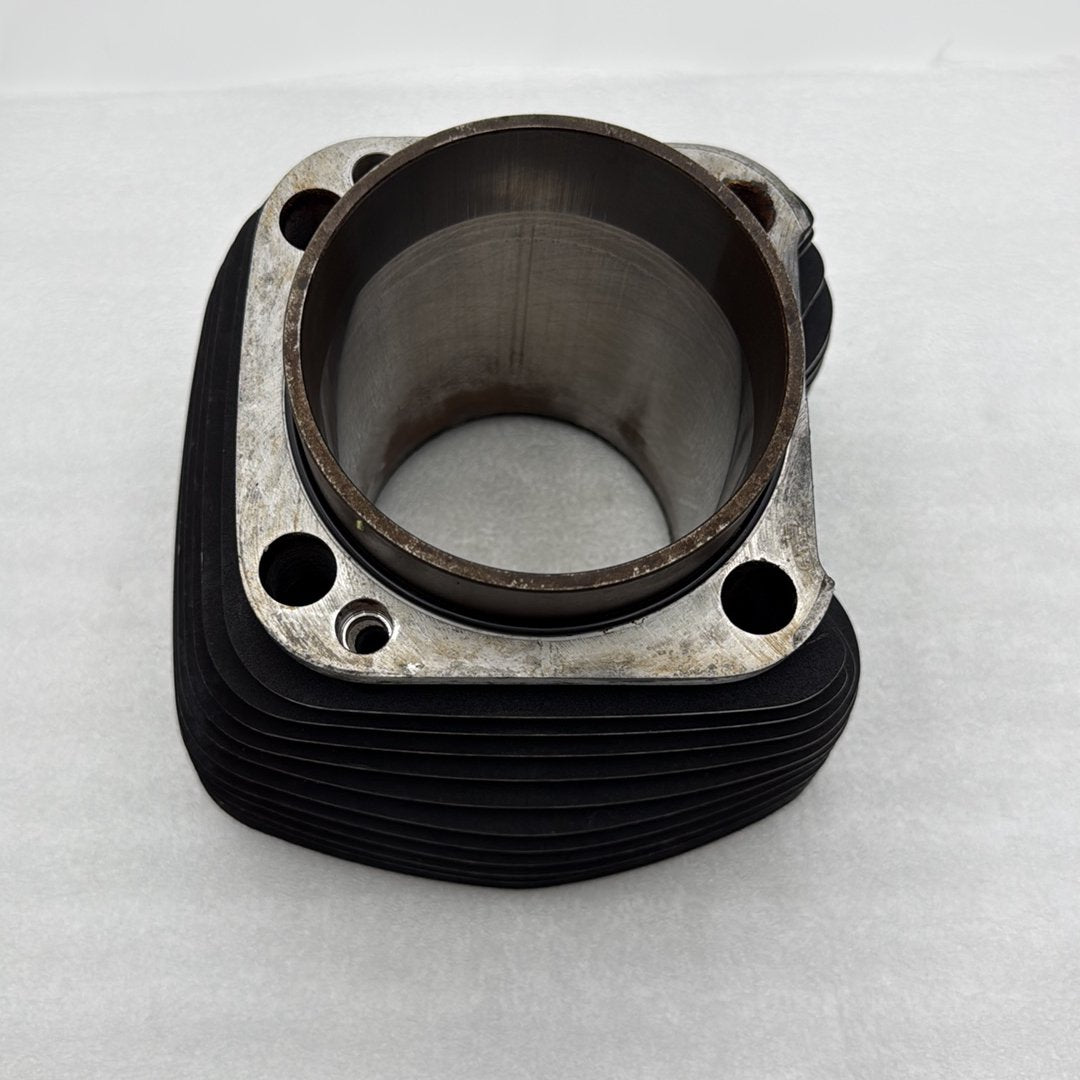 1999 - 2006 Harley-Davidson Touring Road King Engine Cylinder 16526-99