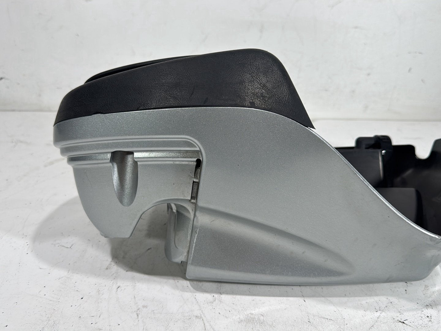 2015 Harley Electra Glide Touring Ultra Low OEM Left Lower 1 Fairing Cowl Cover