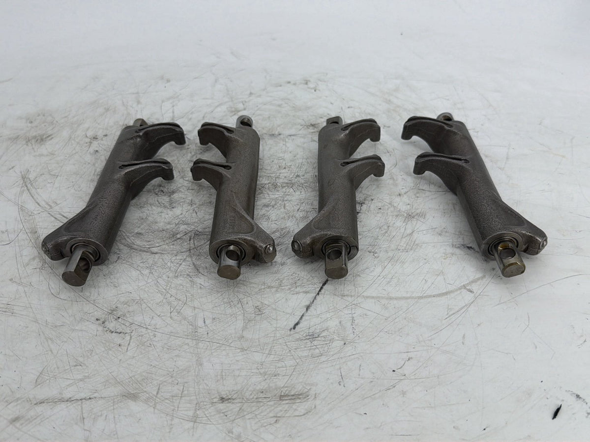 2017 Harley Touring FLHXS Street Glide OEM Engine Twin Cam 1 Rocker Arm 17300053
