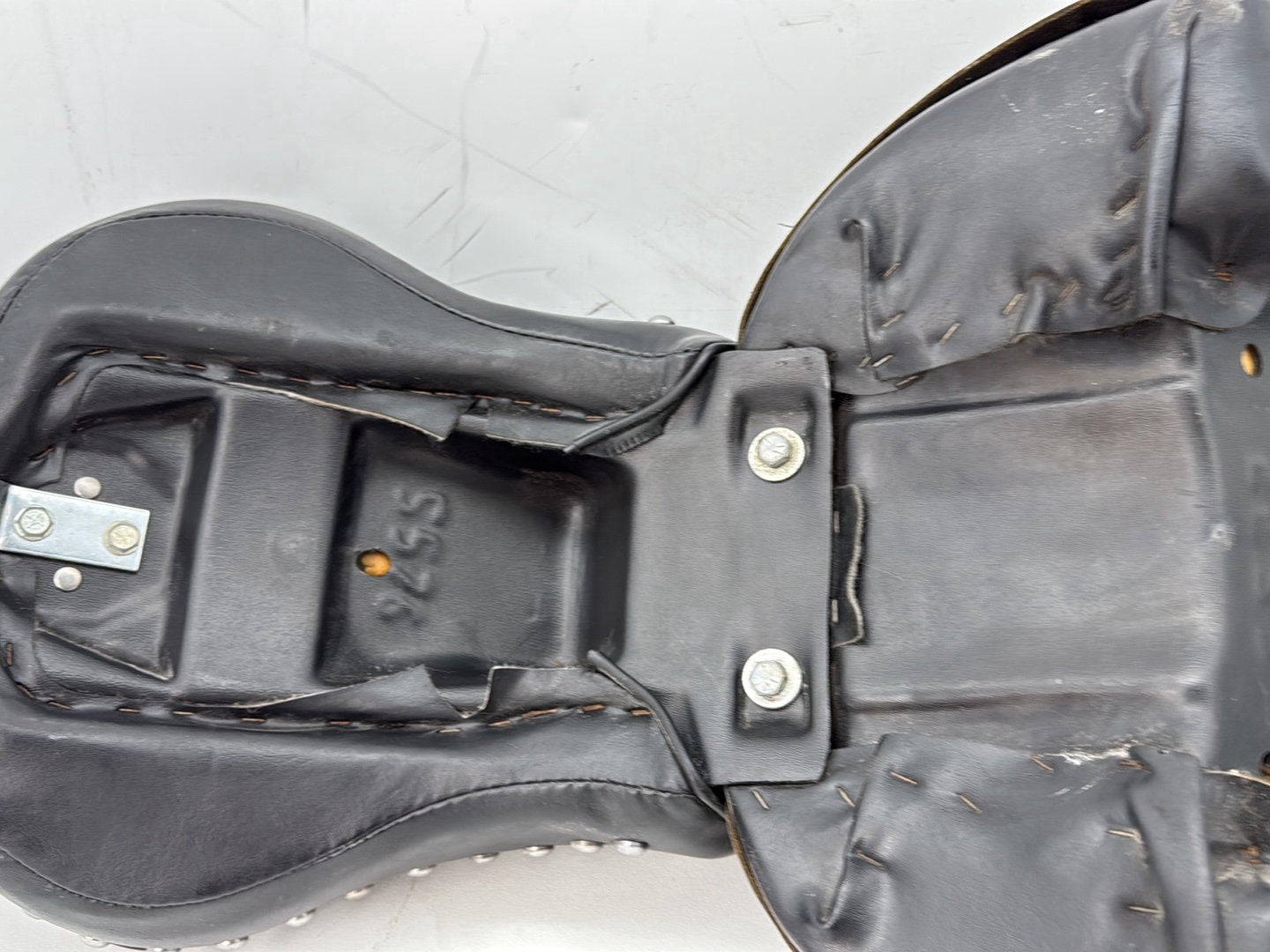 1991 Harley Heritage Softail Classic FLSTC OEM Passenger Rider Driver Seat Saddle