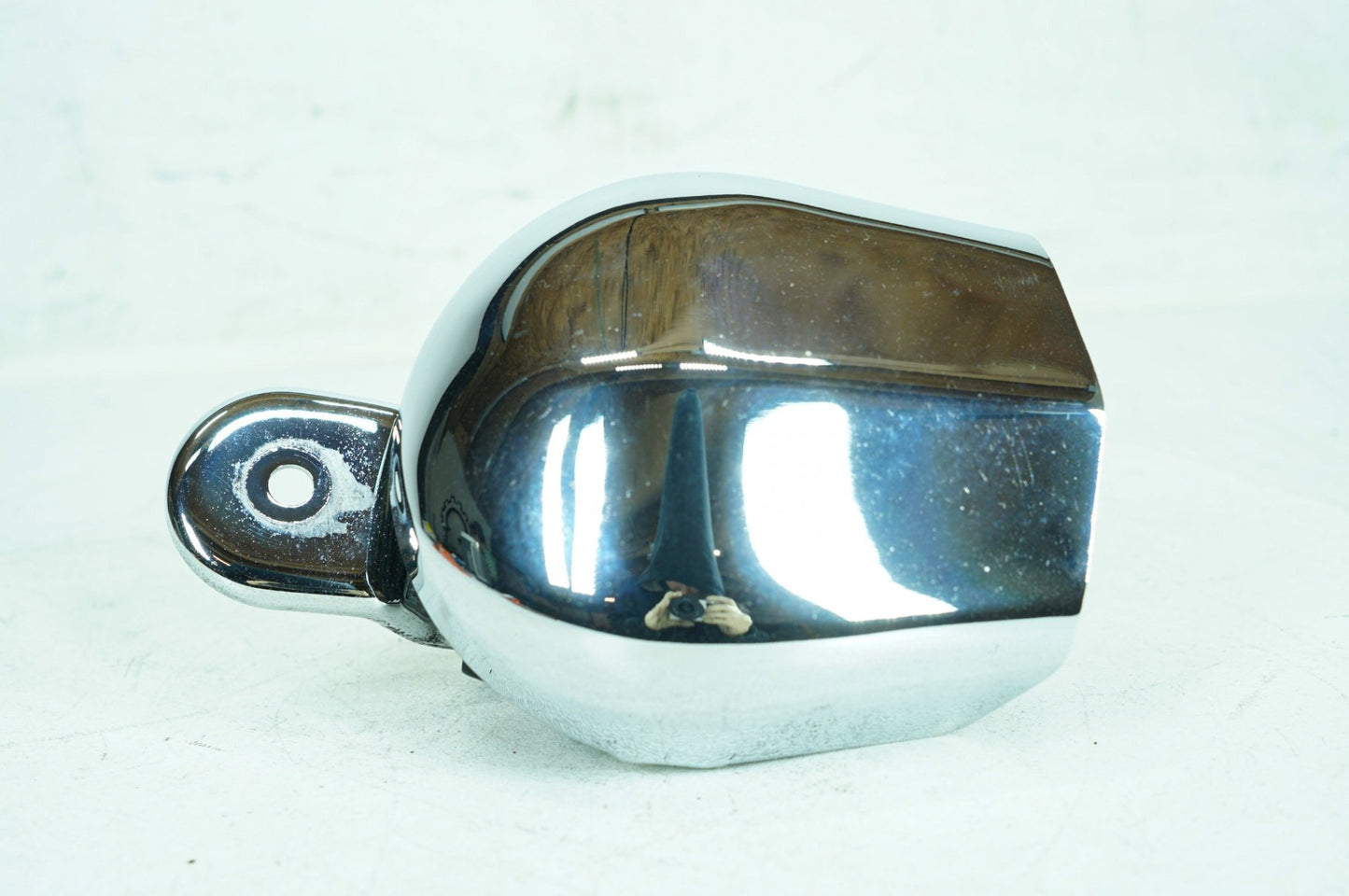 2007 - 2017 Harley-Davidson Dyna Low Rider Horn Signal Klaxon Chrome Cover 69012-93A