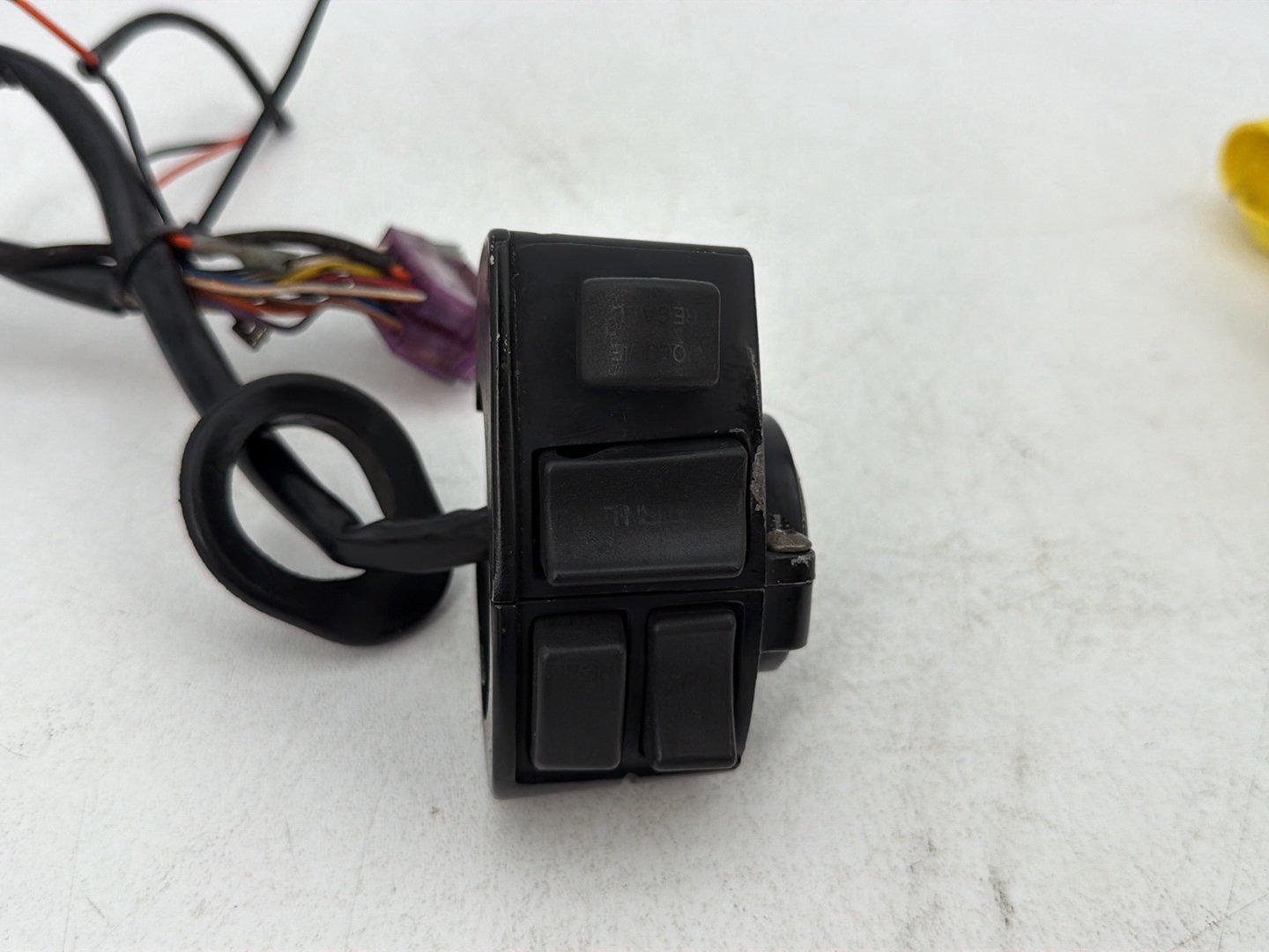 1984 - 1998 Harley-Davidson Touring Electra Glide Classic Left Turn Signal Headlight Switches Controls 71598-92