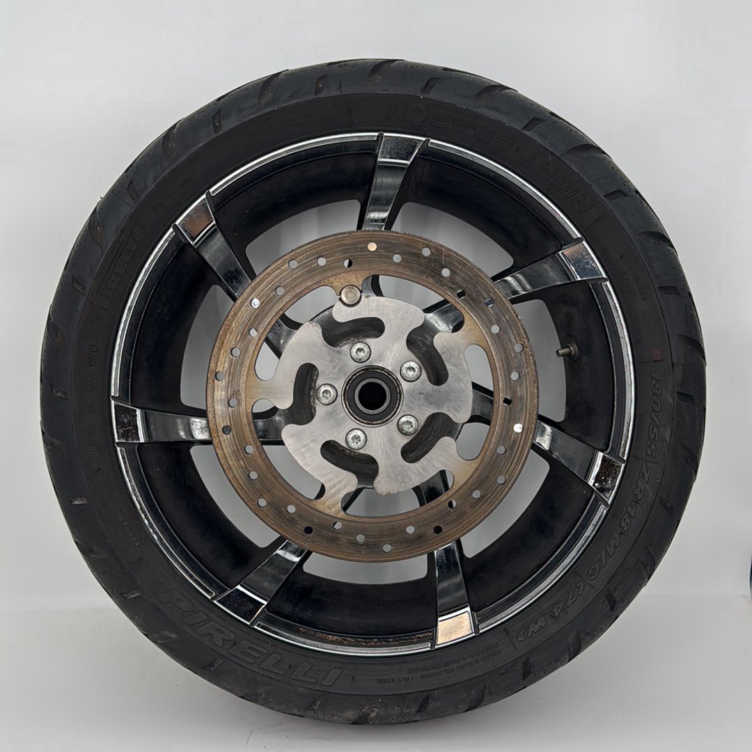 2008 - 2016 Harley-Davidson Touring Street Glide Rear Wheel Rim Tire 40225-10
