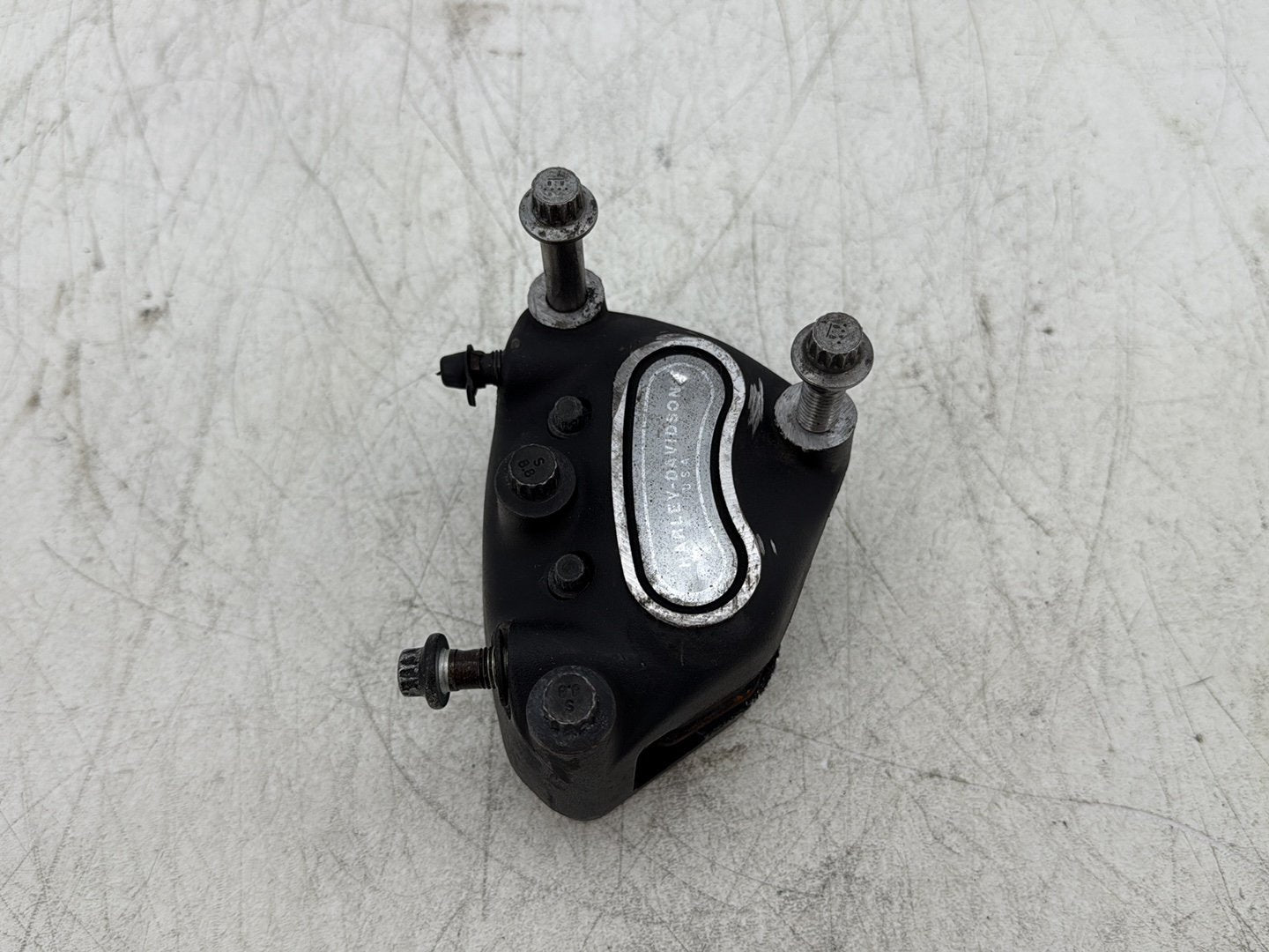 2004 Harley Road King Touring Custom FLHRSI OEM Front Right 1 Brake Caliper