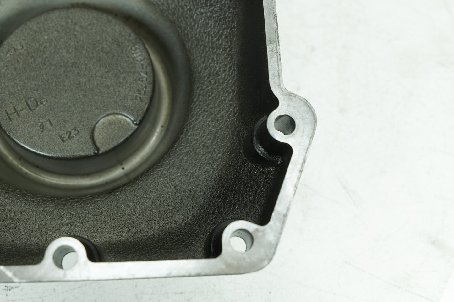 2008 - 2016 Harley-Davidson Dyna Wide Glide Engine Motor Timing Chain Cover 25362-01B
