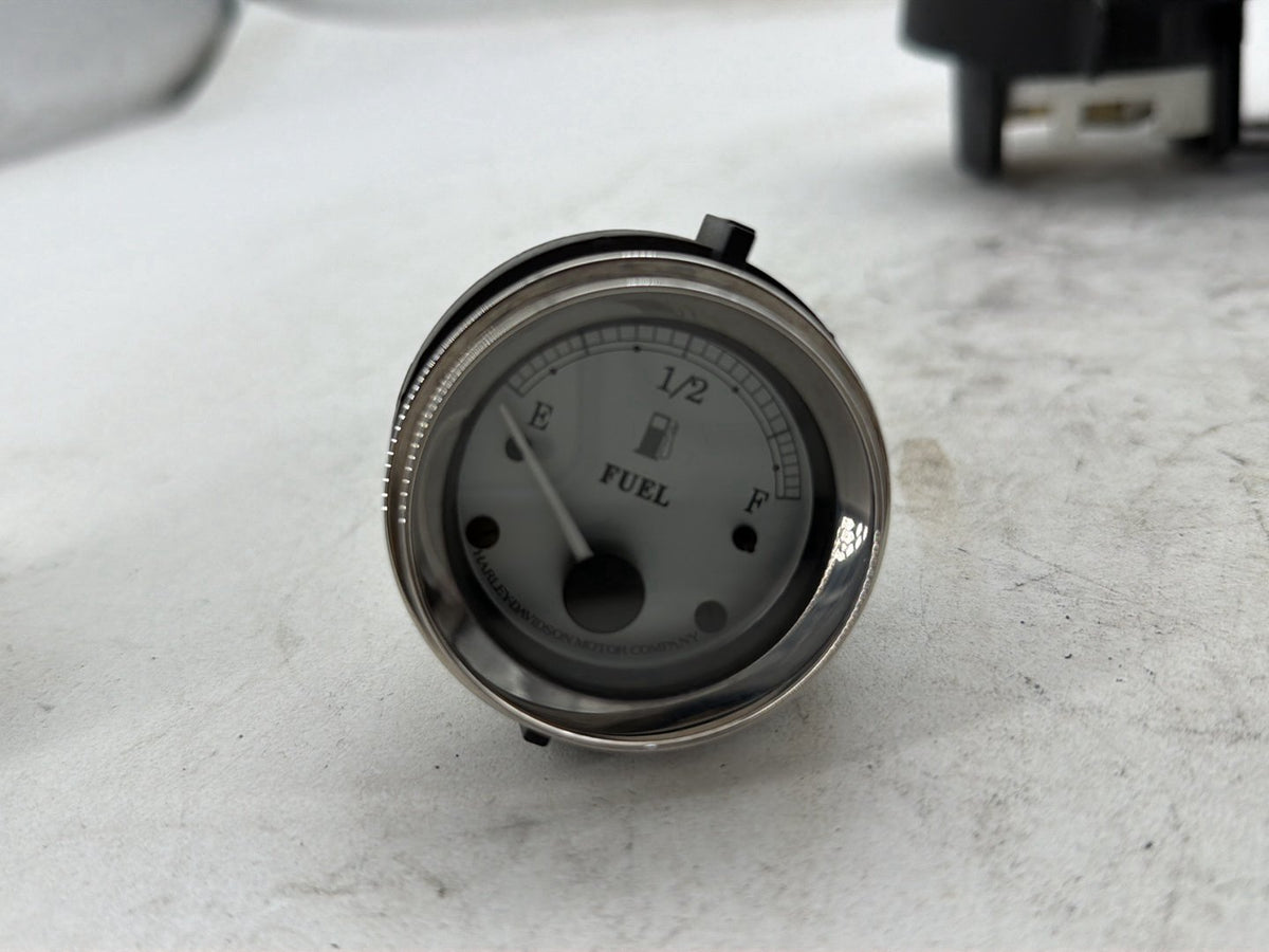 2011 Harley Road Glide Touring FLTRX OEM Air Oil Volt Fuel Tacho Speedo Gauges