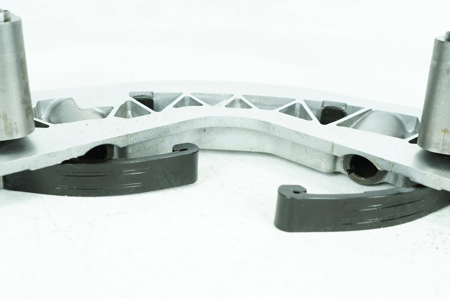 1999 - 2006 Harley-Davidson Softail Heritage Engine Motor Lower Timing Chain Guide 14715-00