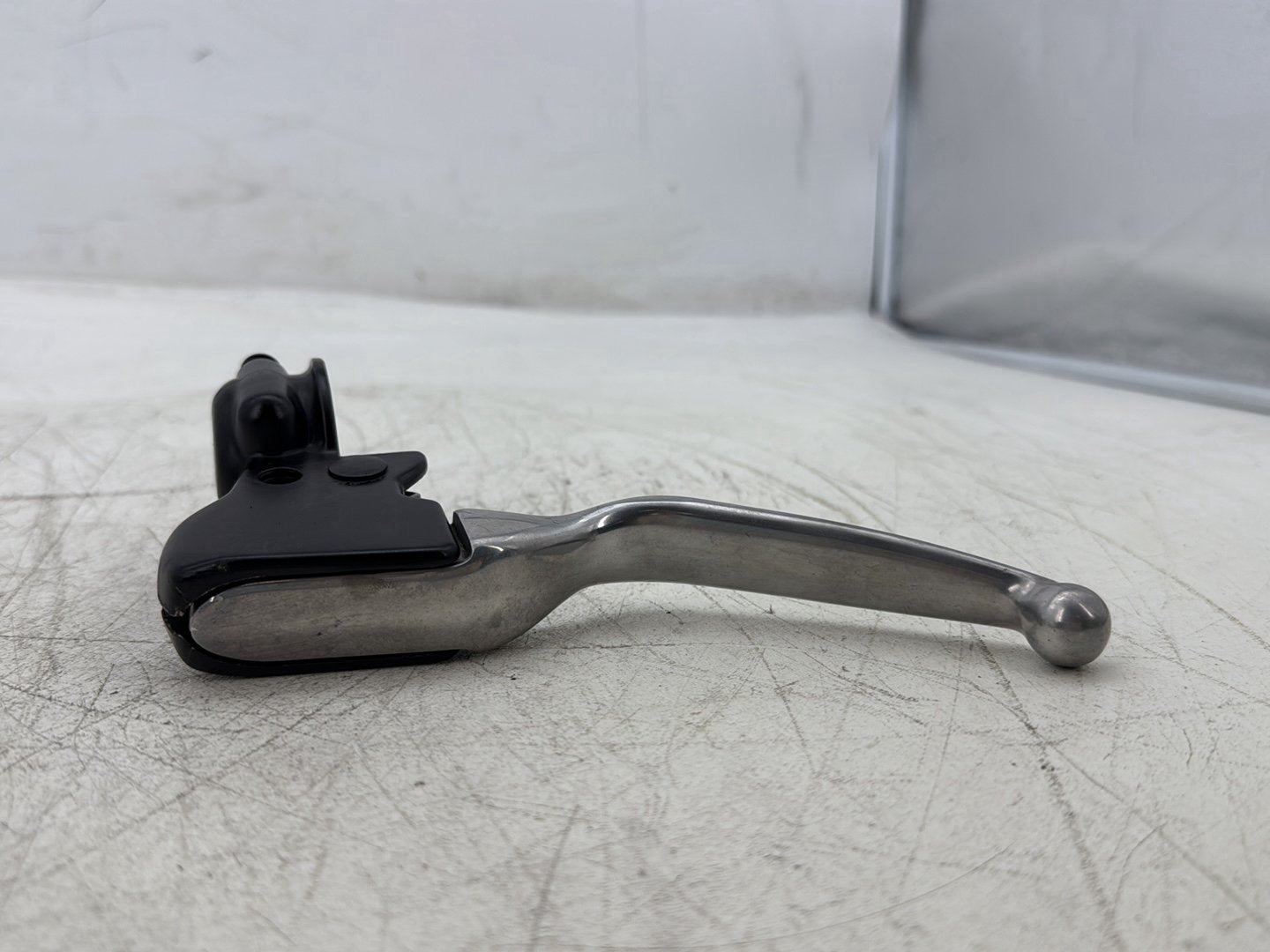 2012 Harley Street Glide Touring FLHX OEM Front Left Hand Clutch Control Lever